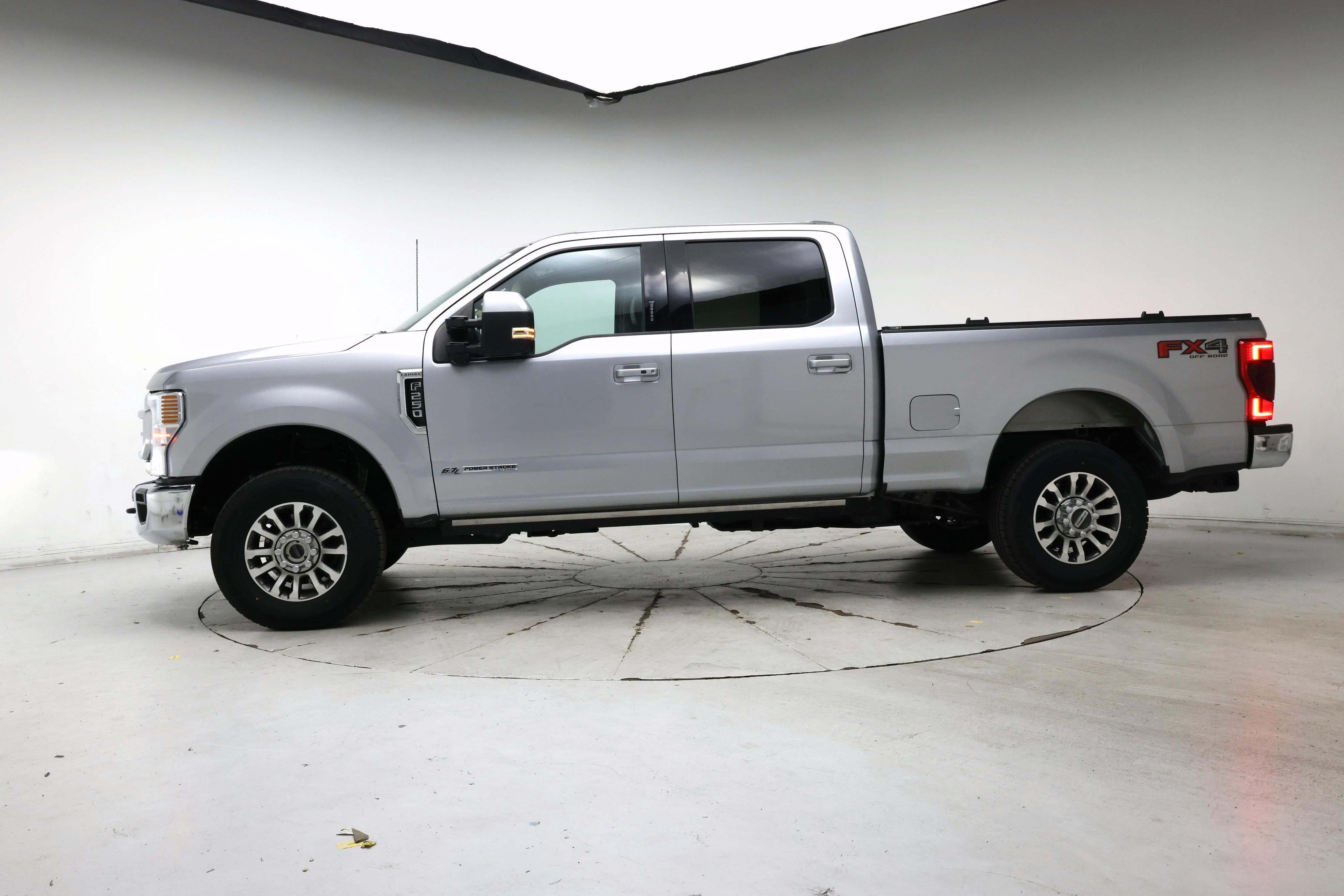 Thumbnail: 2022 Ford F-250 - 3