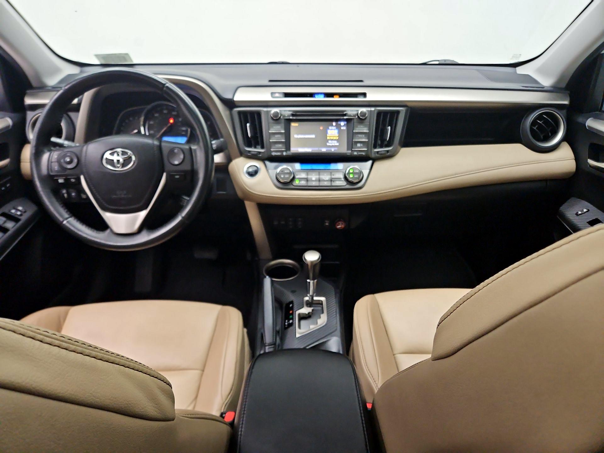 Thumbnail: 2015 Toyota RAV4 - 9