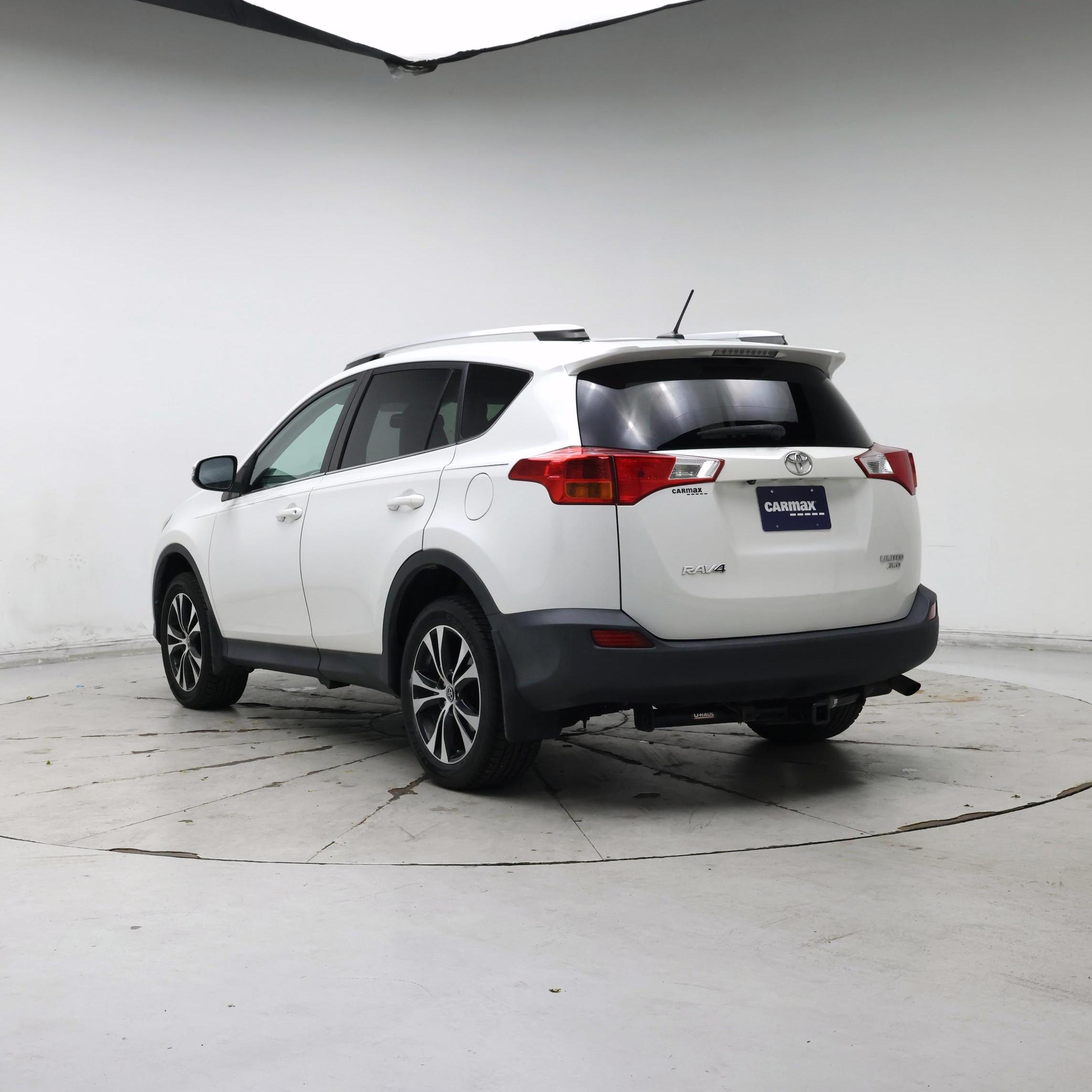 Thumbnail: 2015 Toyota RAV4 - 2