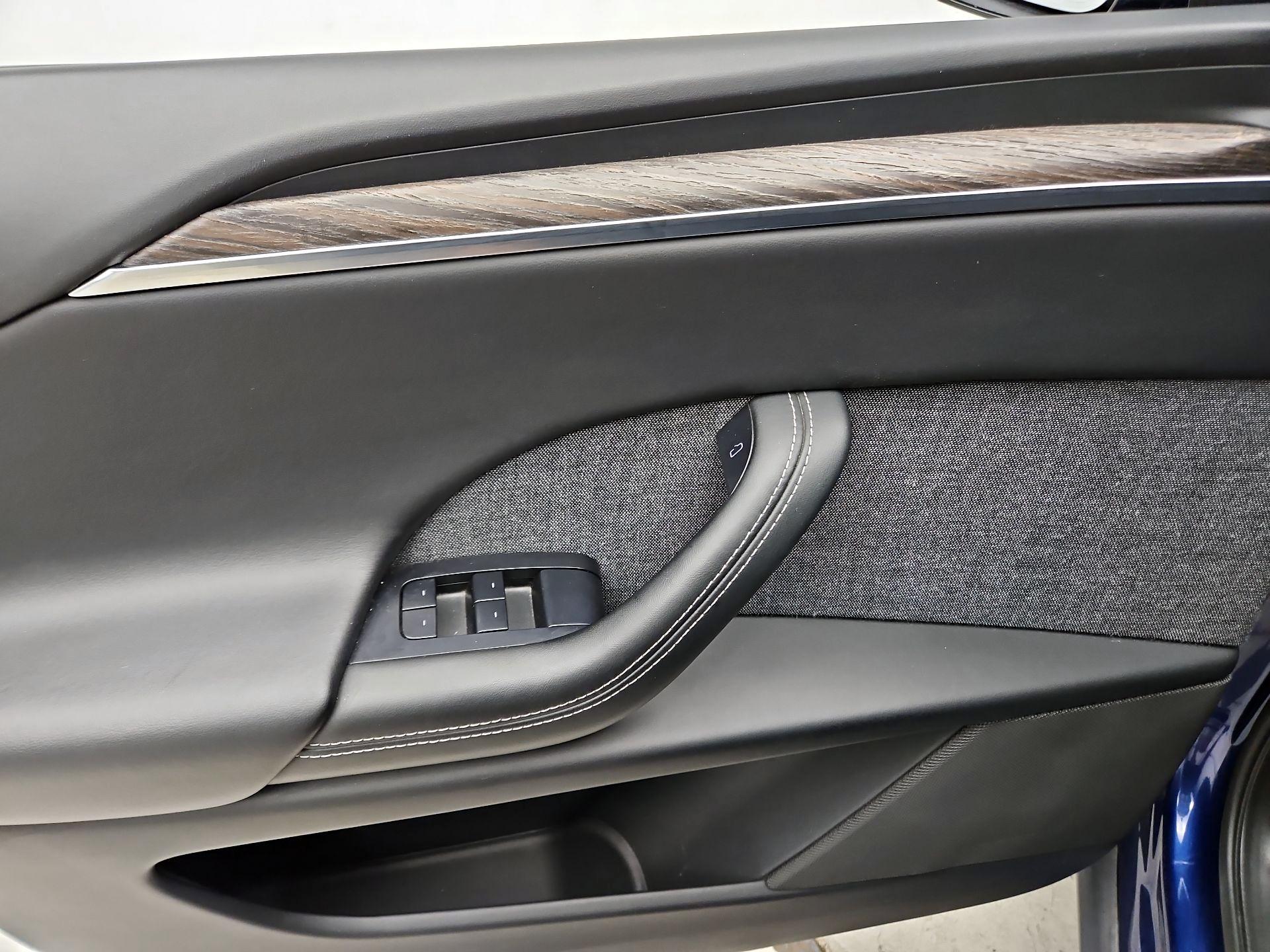 Thumbnail: 2022 Tesla Model X - 12