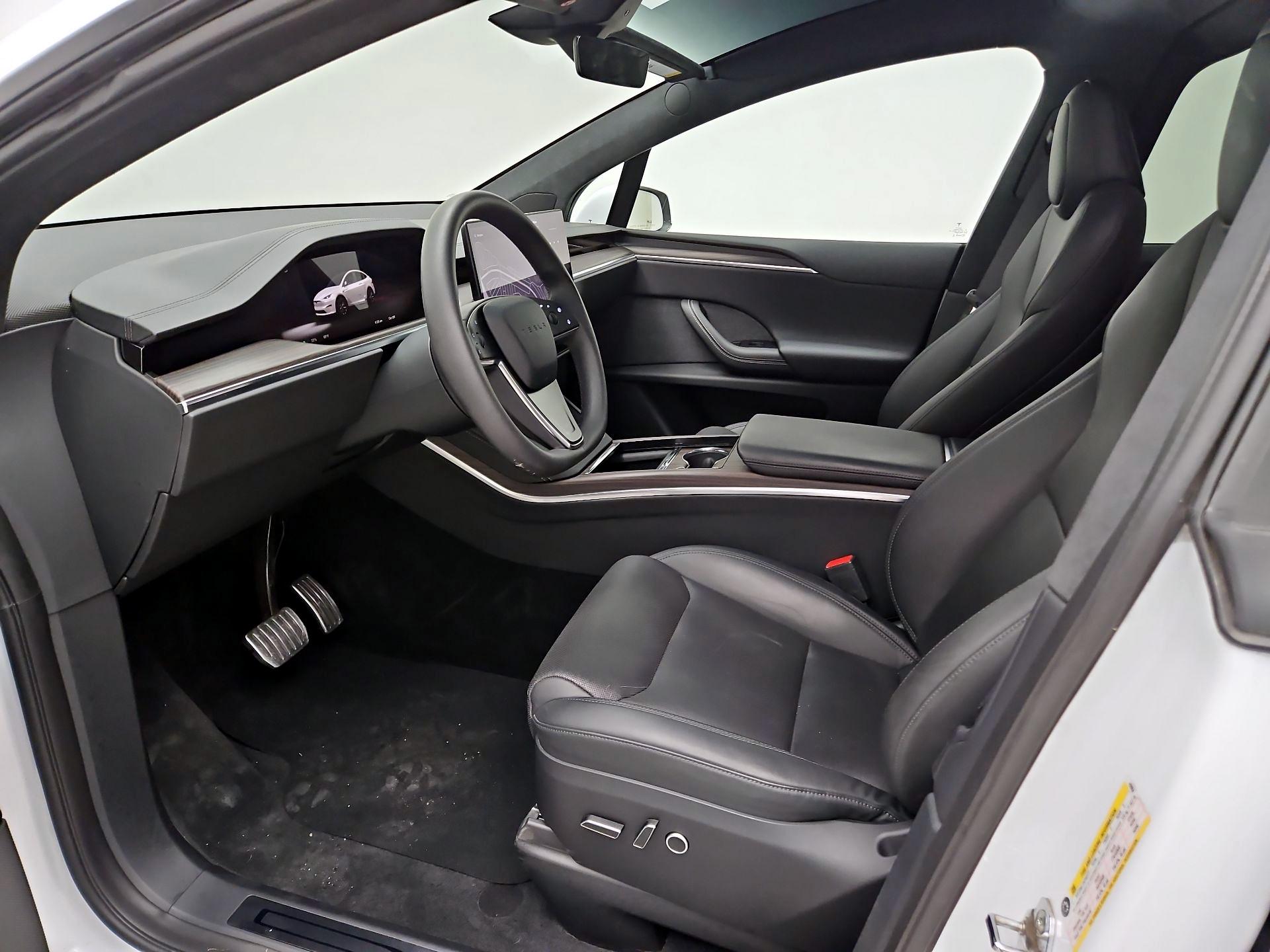 Thumbnail: 2024 Tesla Model X - 11