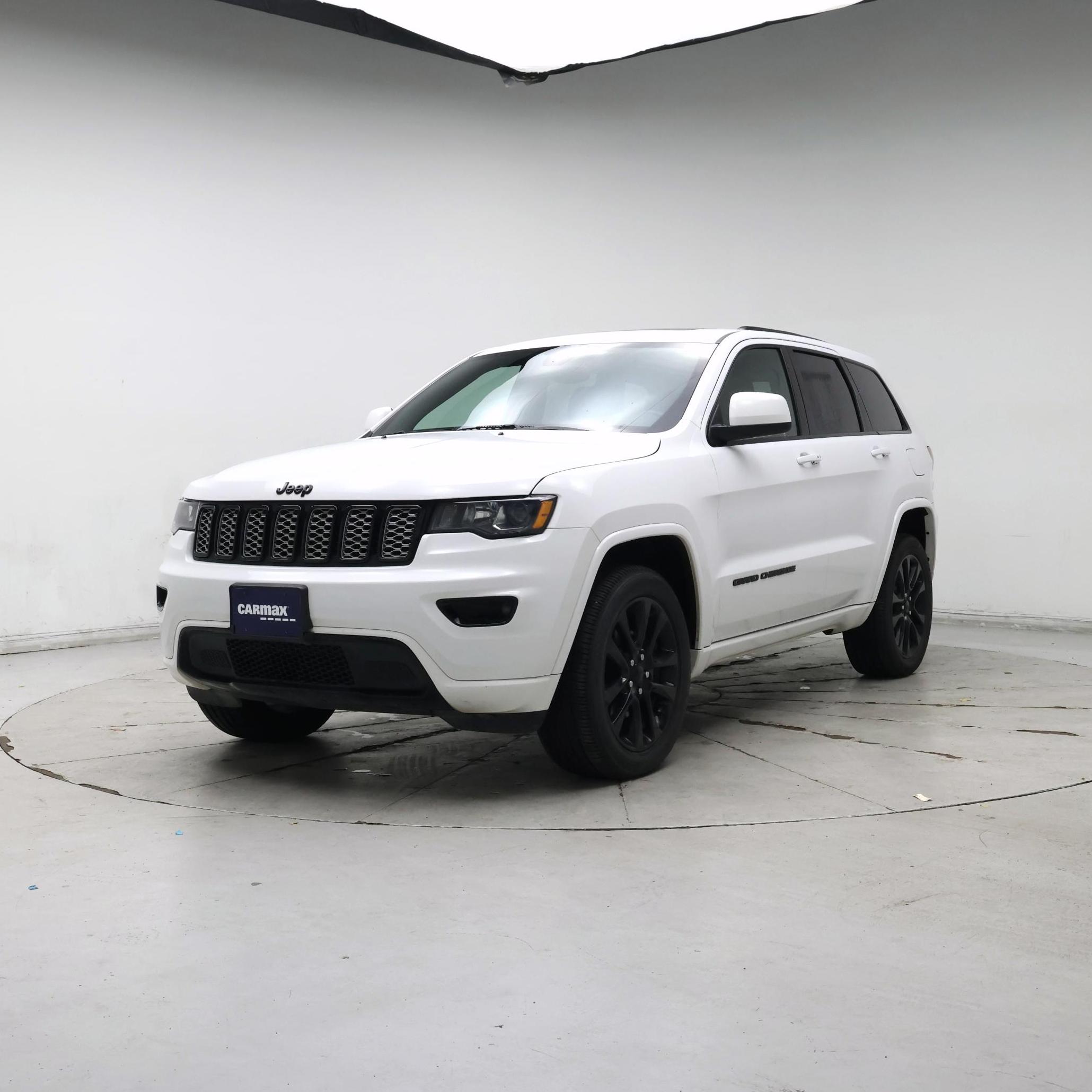 Thumbnail: 2018 Jeep Grand Cherokee - 4
