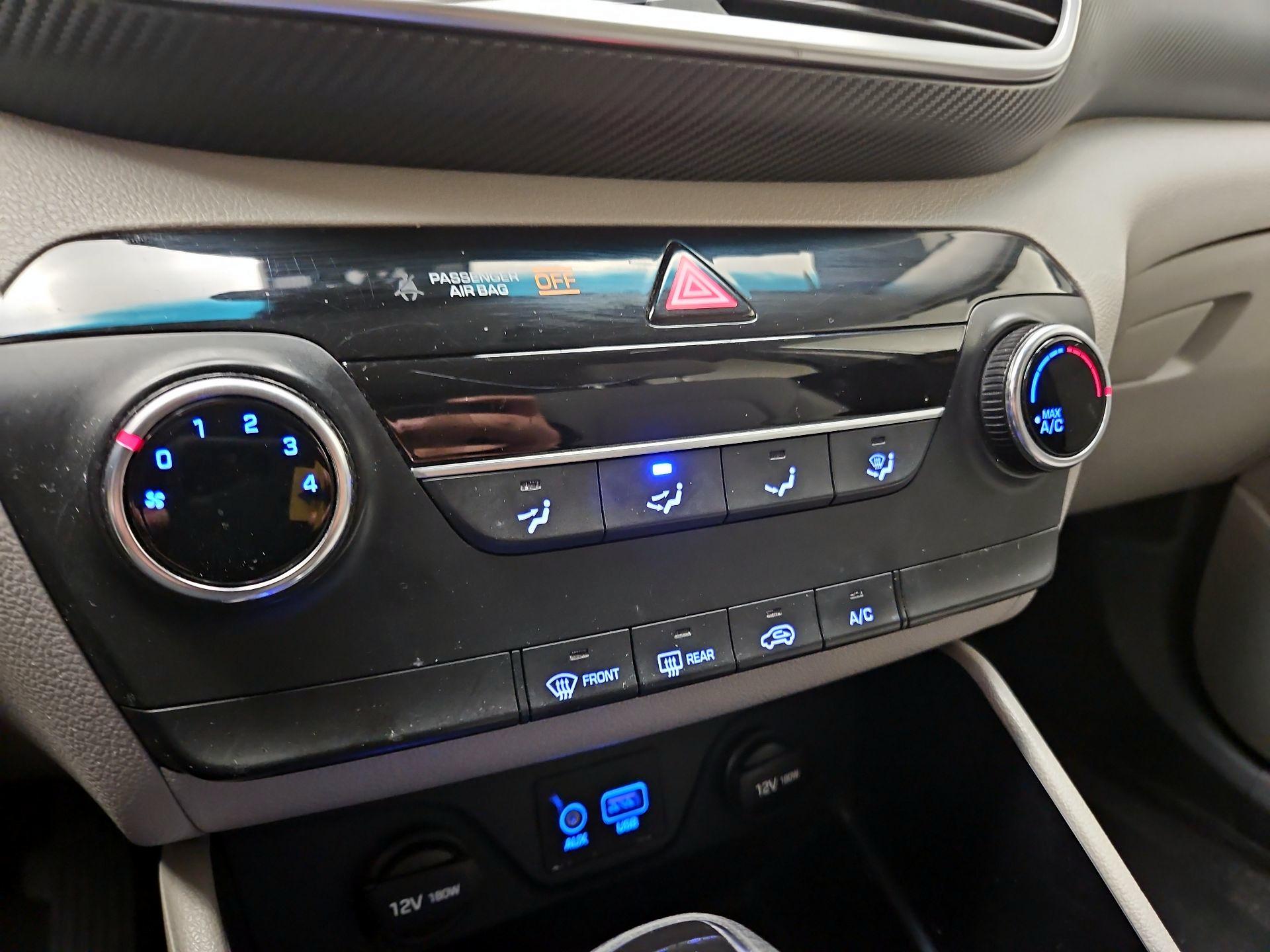 Thumbnail: 2019 Hyundai Tucson - 16