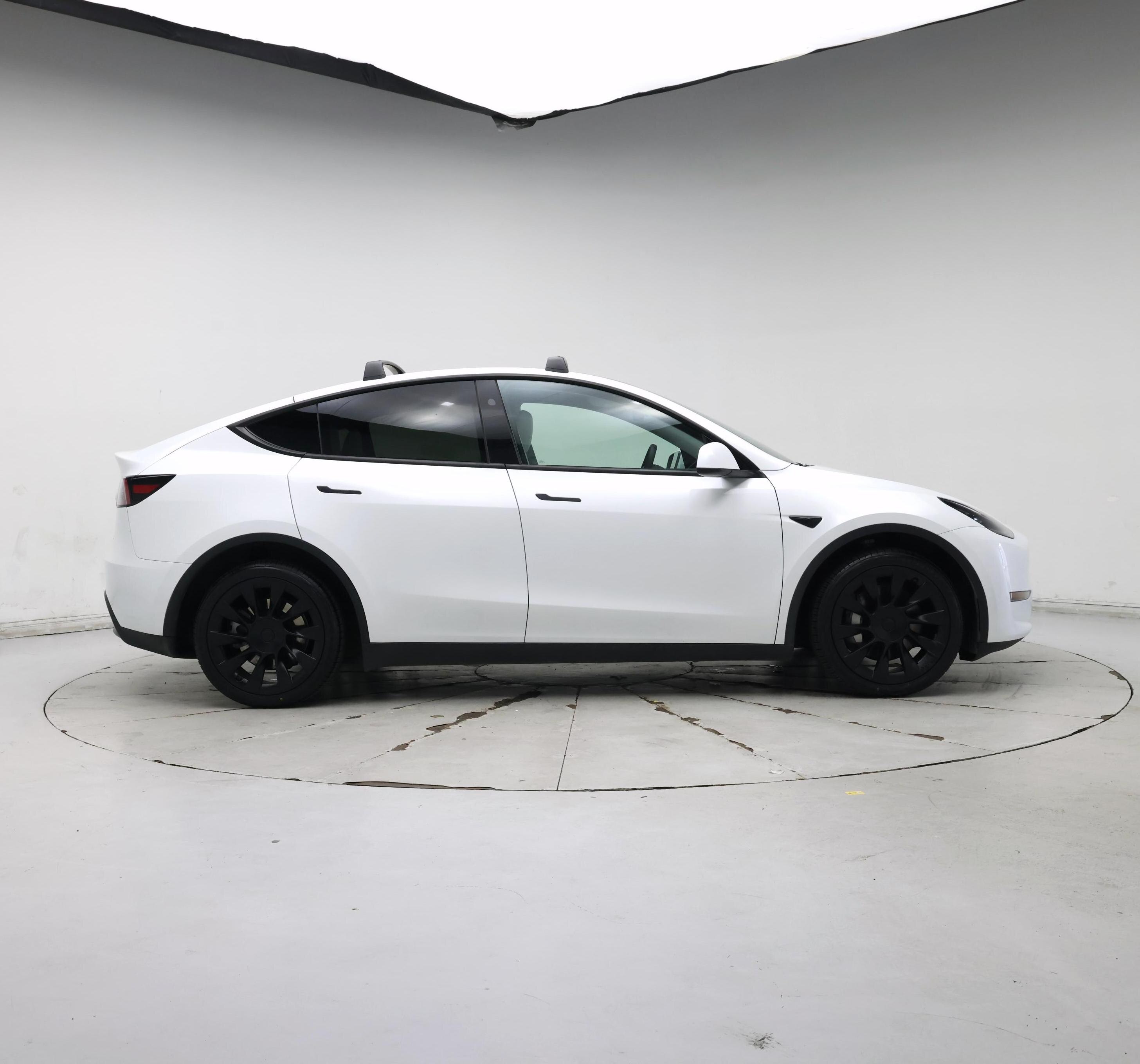 Thumbnail: 2024 Tesla Model Y - 7