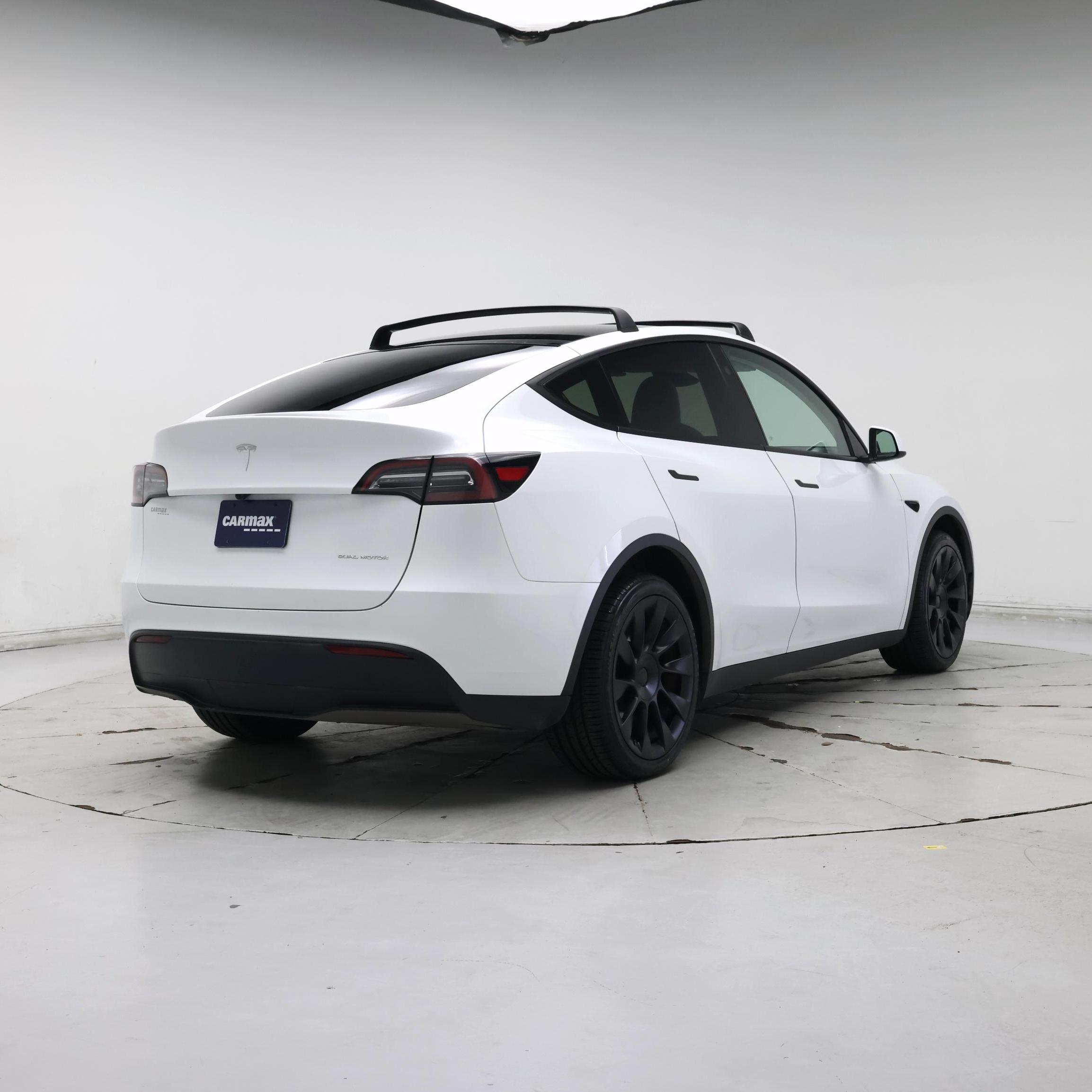 Thumbnail: 2024 Tesla Model Y - 8