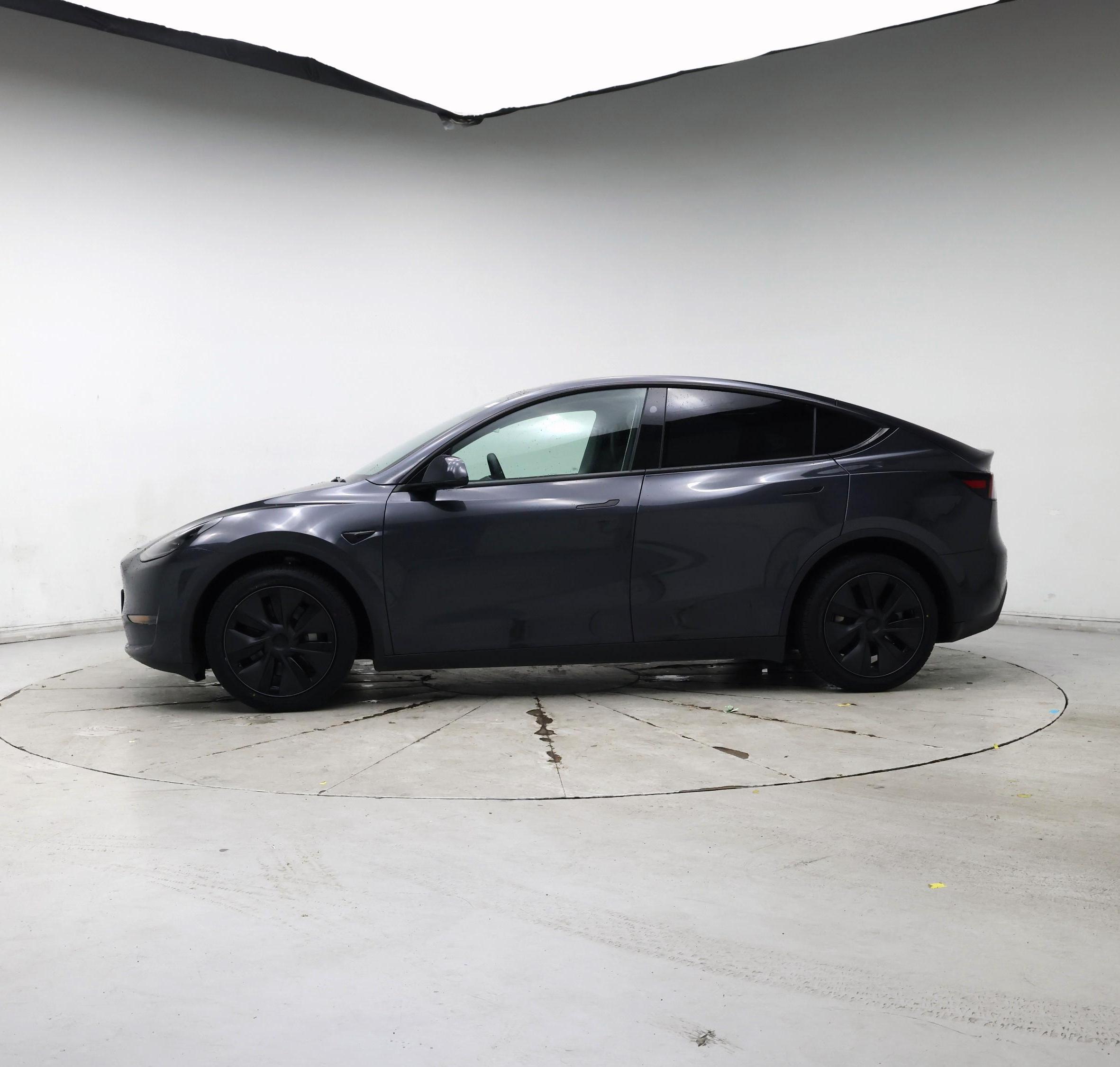 Thumbnail: 2025 Tesla Model Y - 3