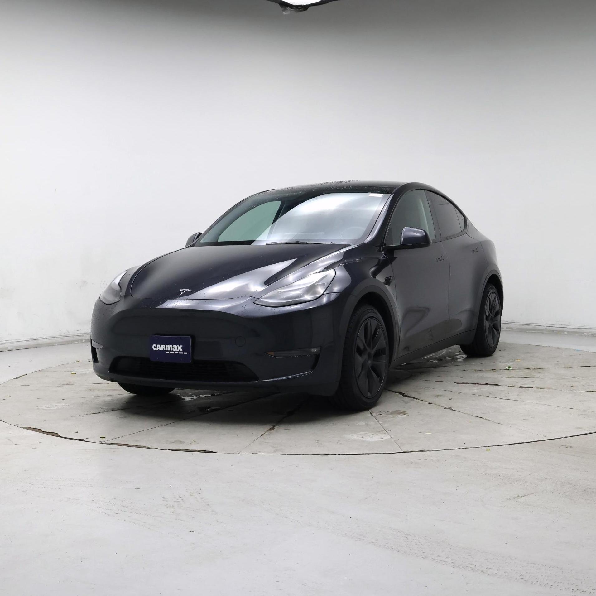 Thumbnail: 2025 Tesla Model Y - 4