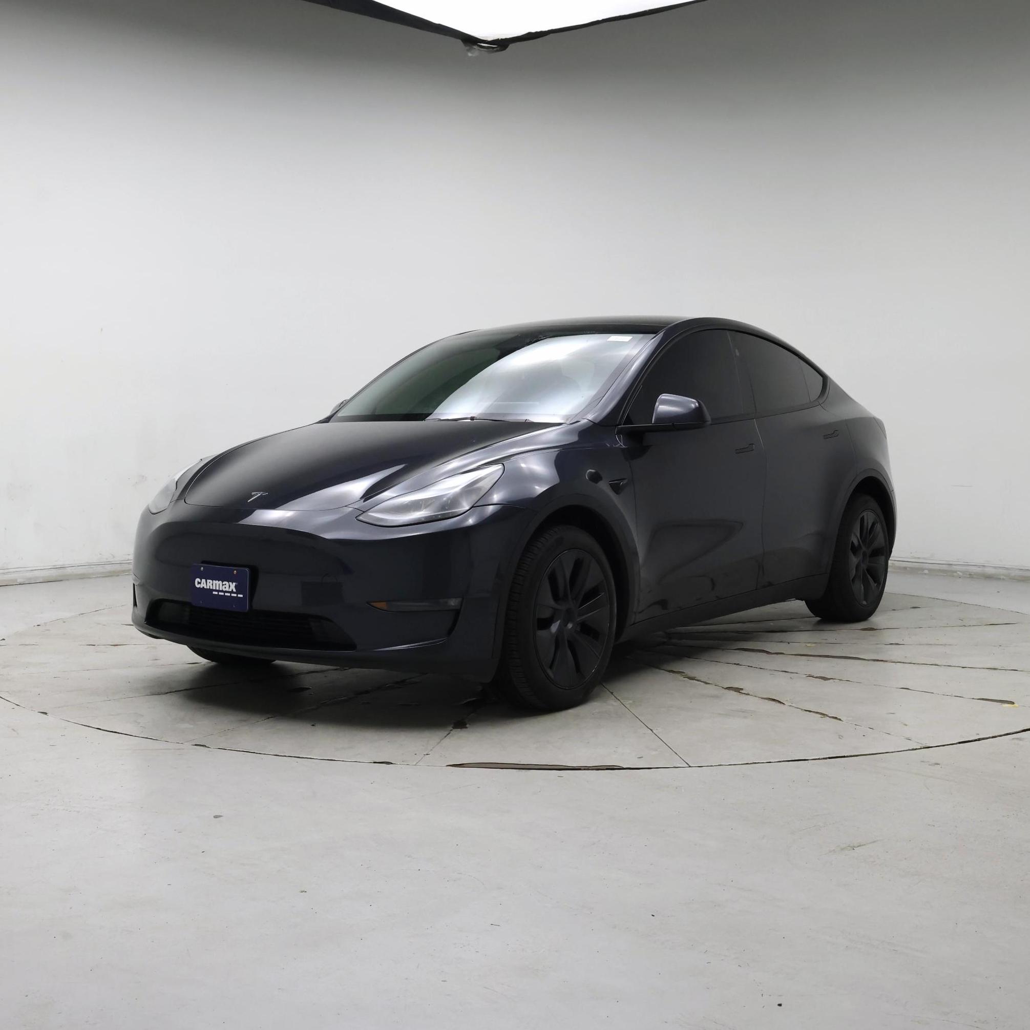 Thumbnail: 2025 Tesla Model Y - 4