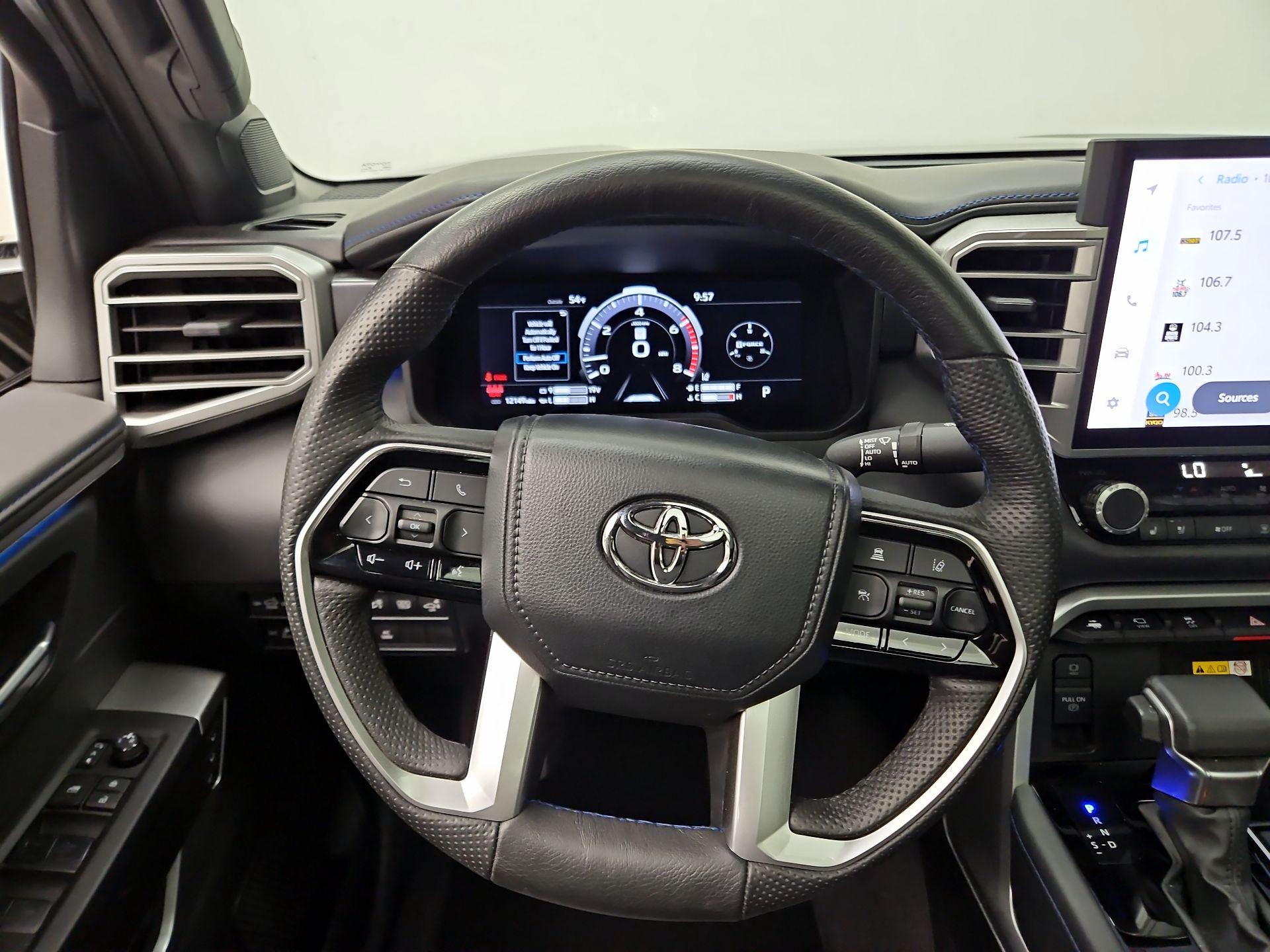 Thumbnail: 2024 Toyota Tundra - 10
