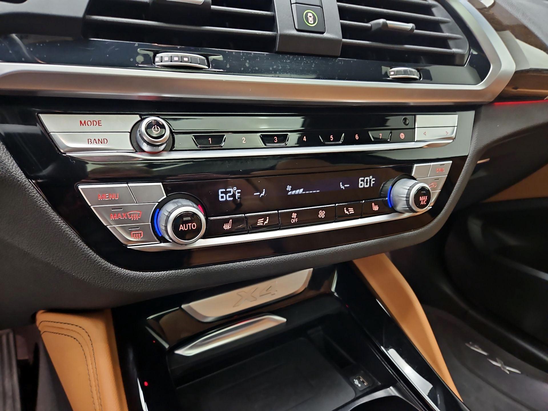 Thumbnail: 2021 BMW X4 - 17