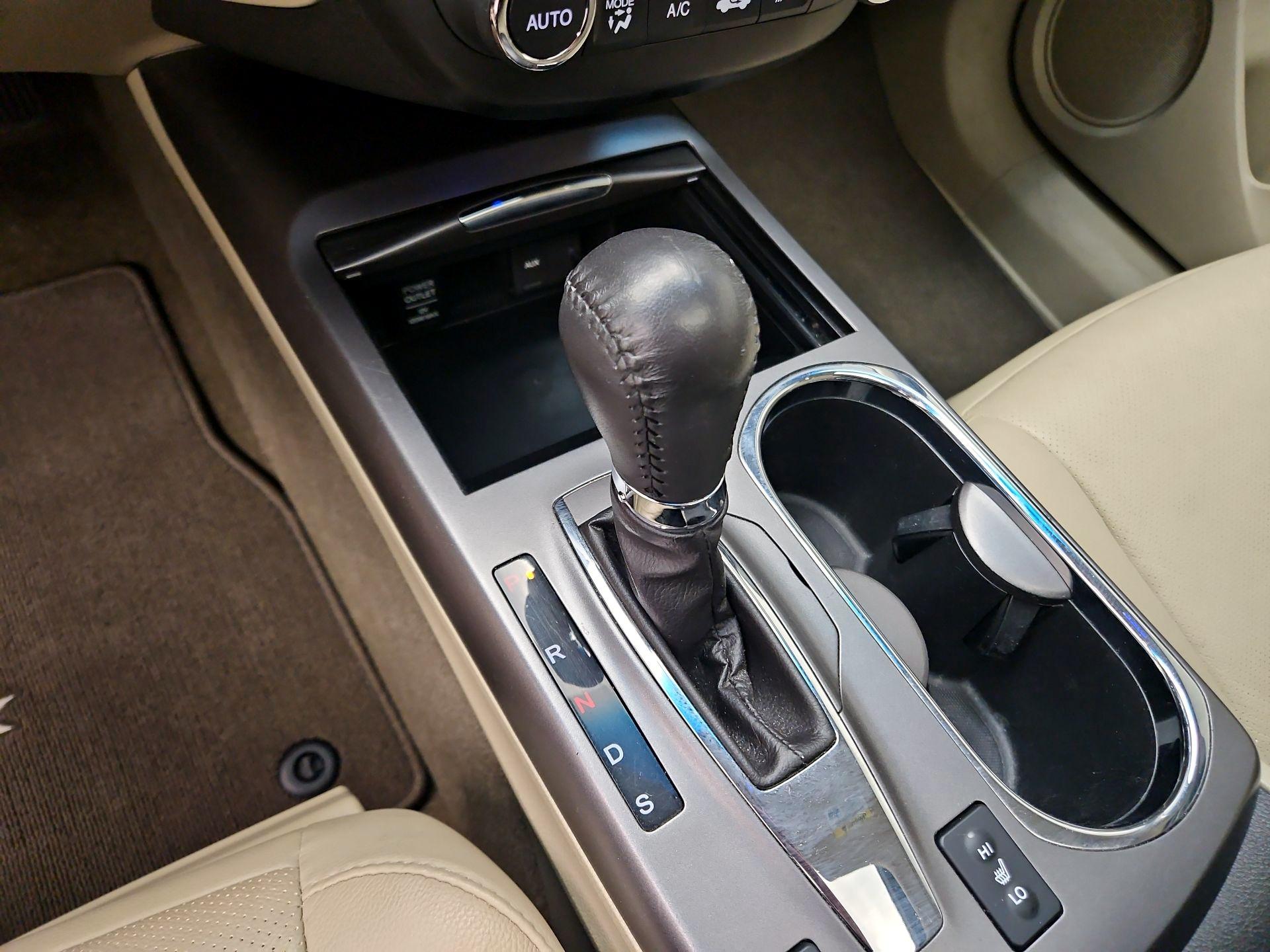 Thumbnail: 2015 Acura RDX - 18