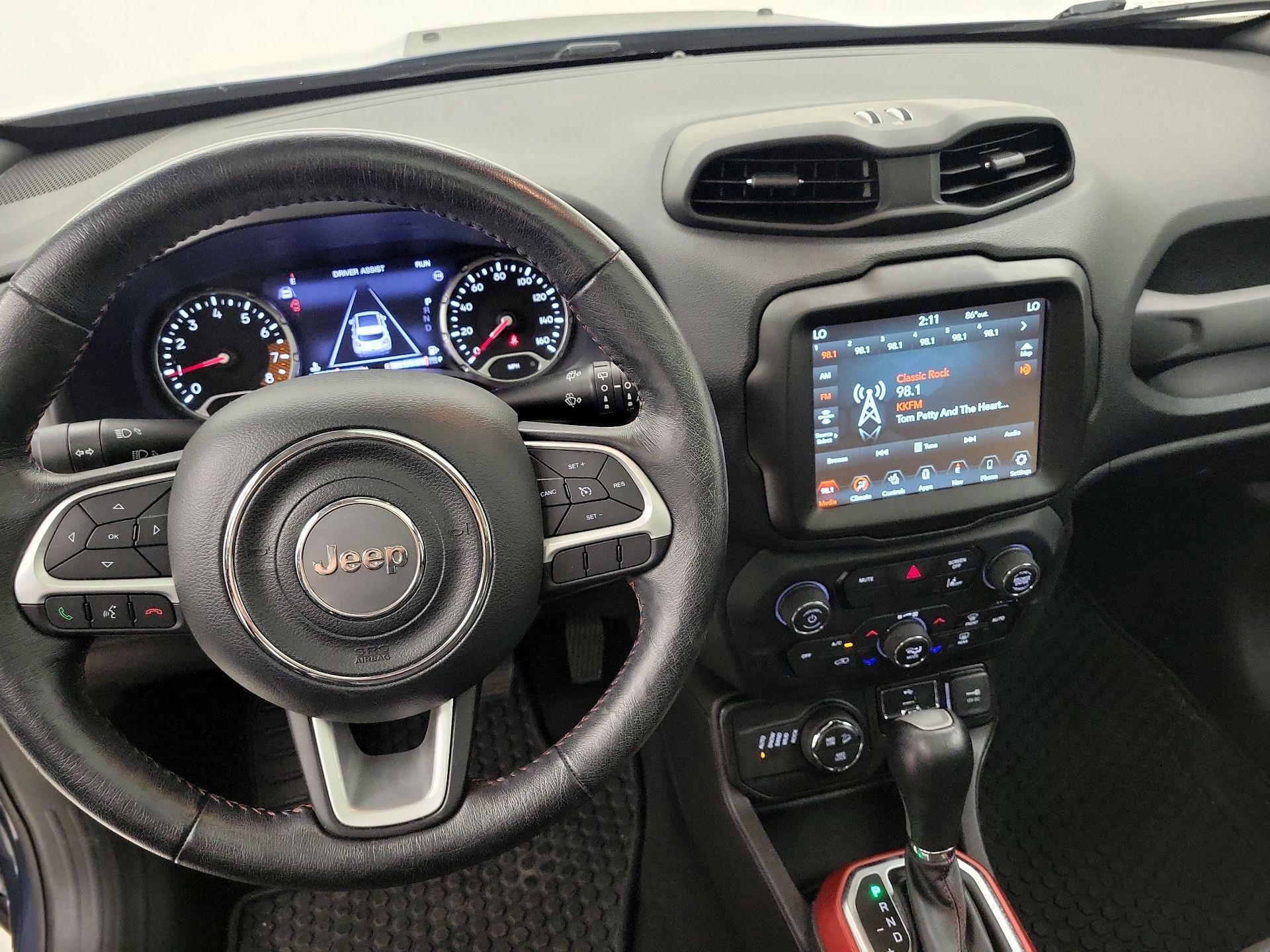 Thumbnail: 2021 Jeep Renegade - 9