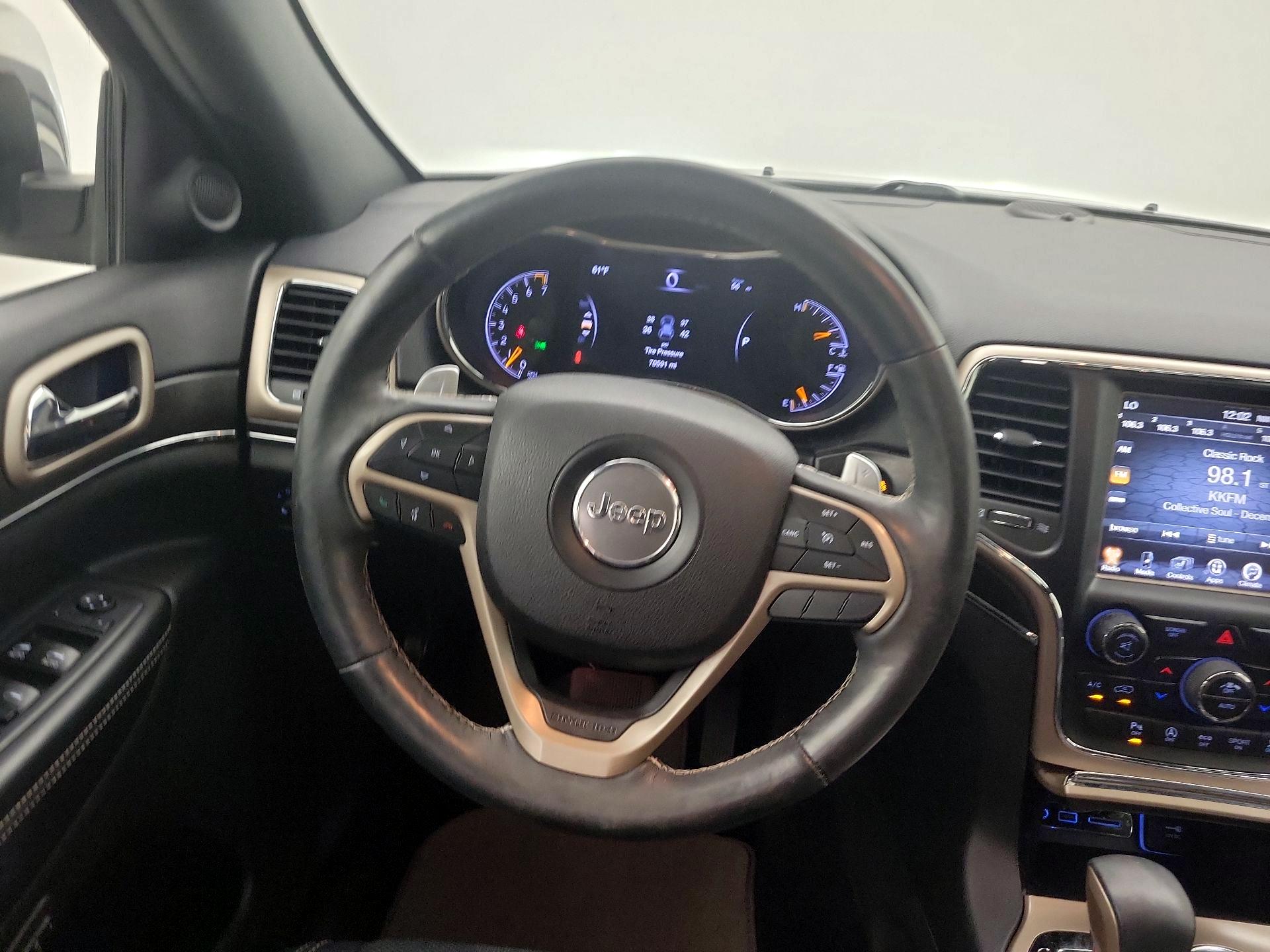 Thumbnail: 2017 Jeep Grand Cherokee - 10