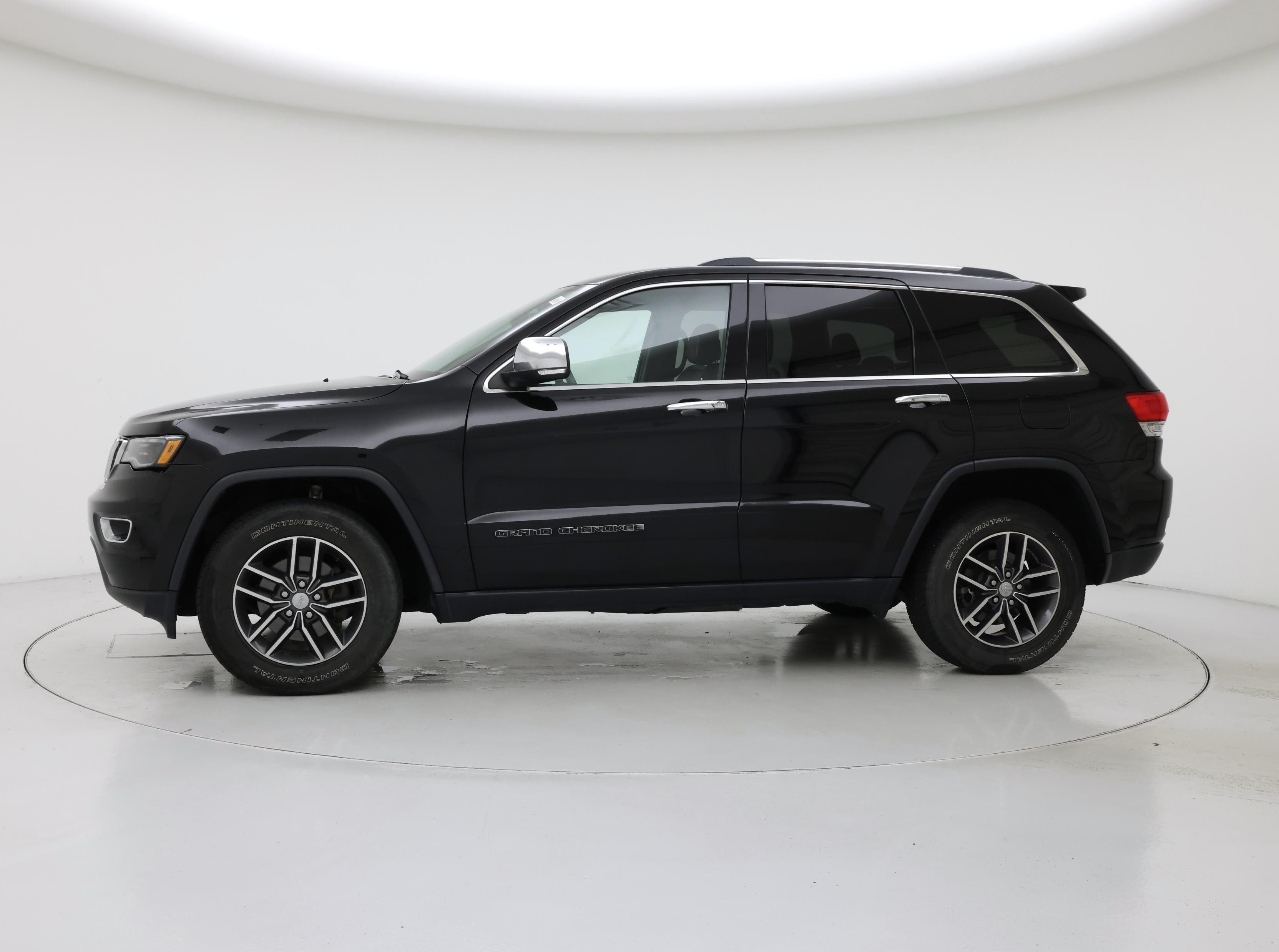 Thumbnail: 2017 Jeep Grand Cherokee - 3