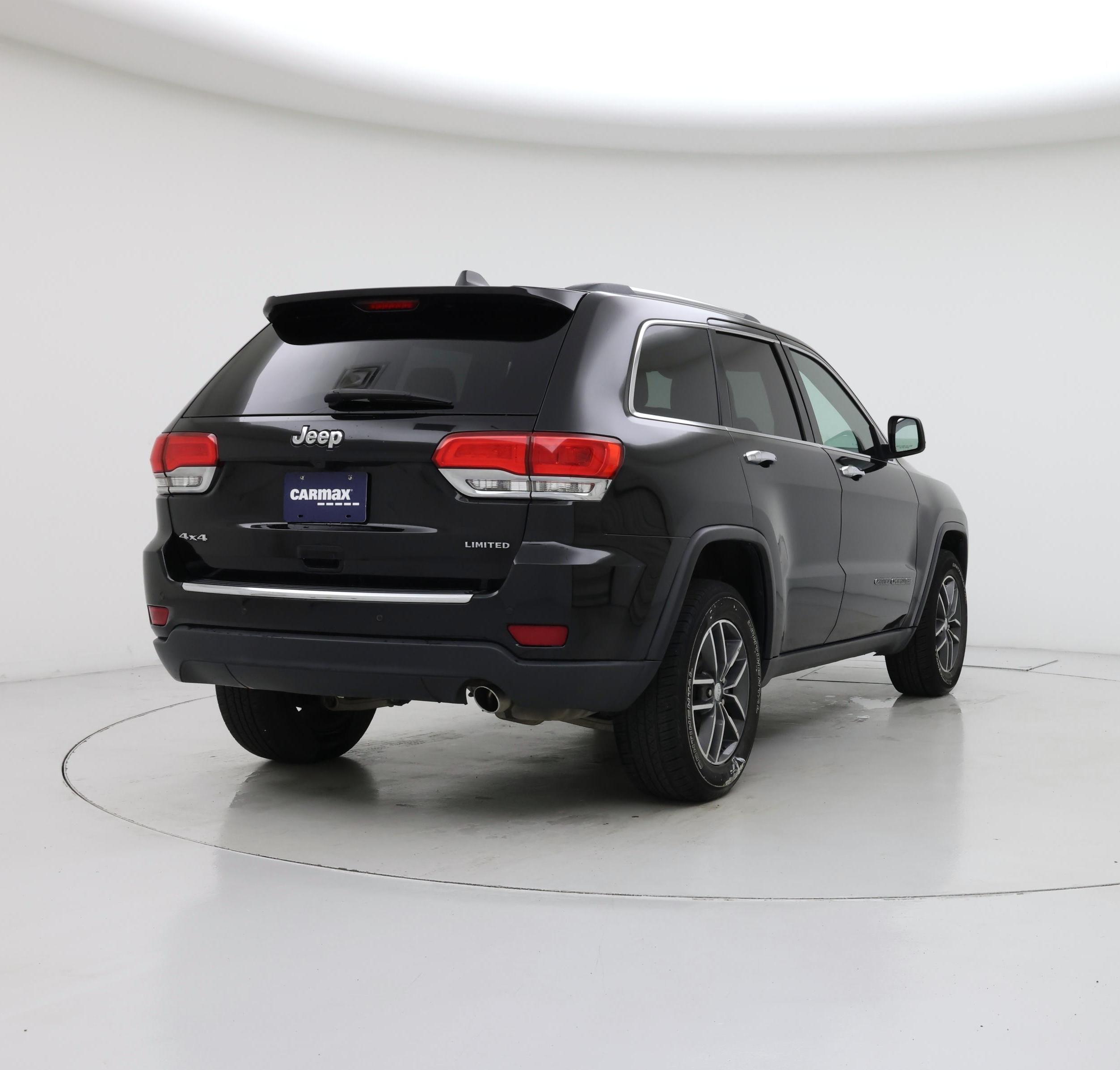 Thumbnail: 2017 Jeep Grand Cherokee - 8