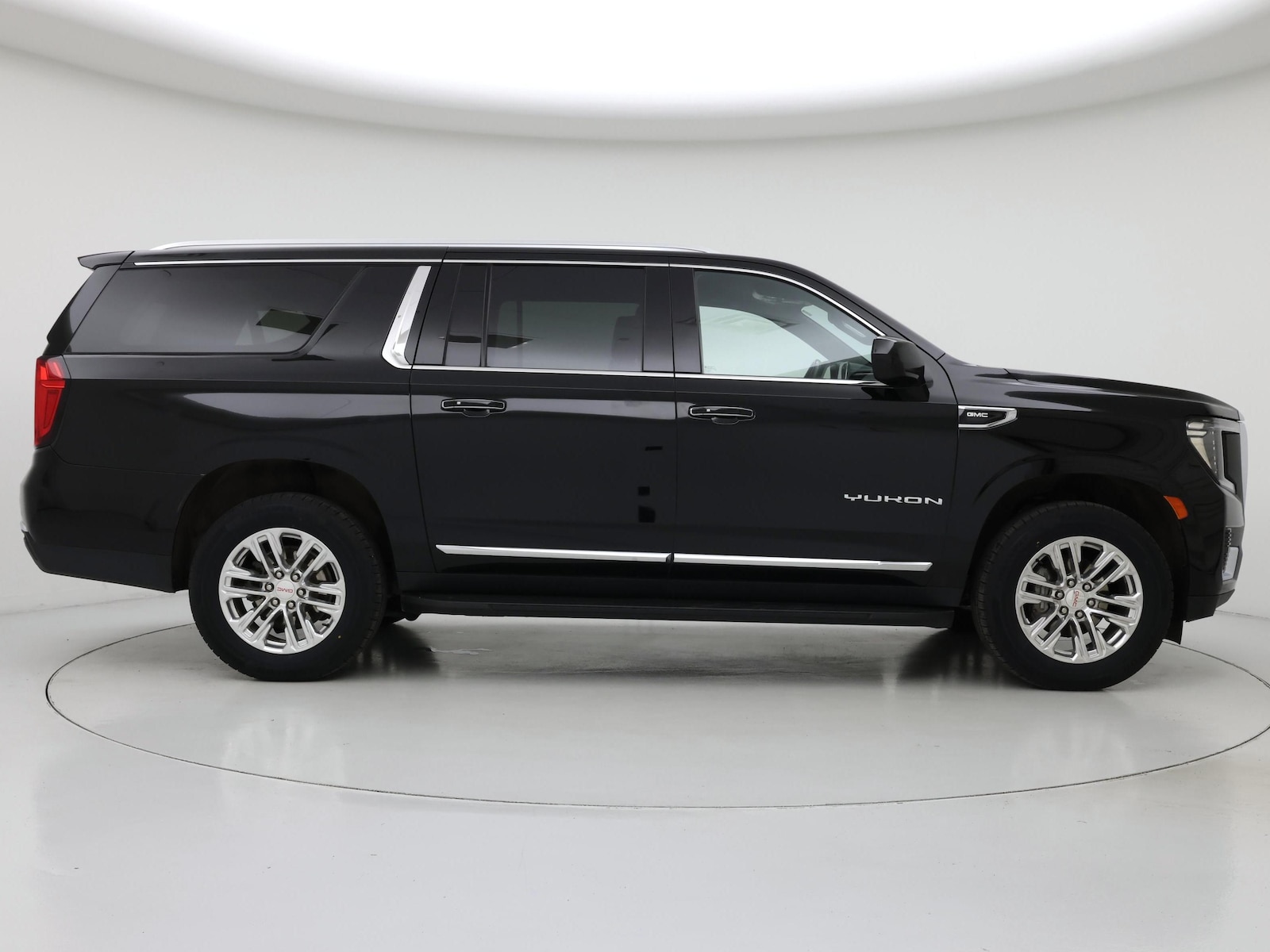 2022 GMC Yukon XL SLT - Photo 8