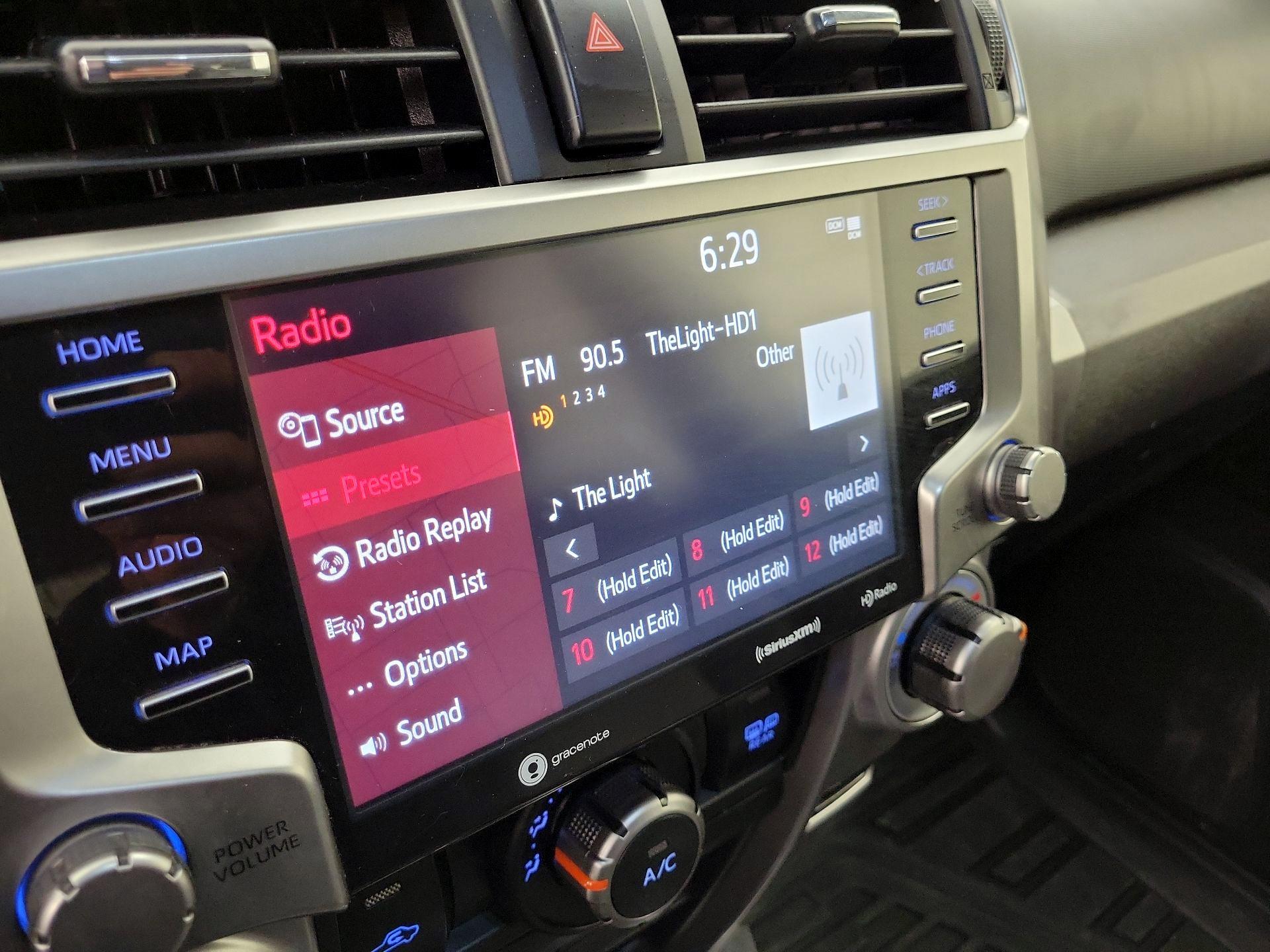 Thumbnail: 2020 Toyota 4Runner - 16