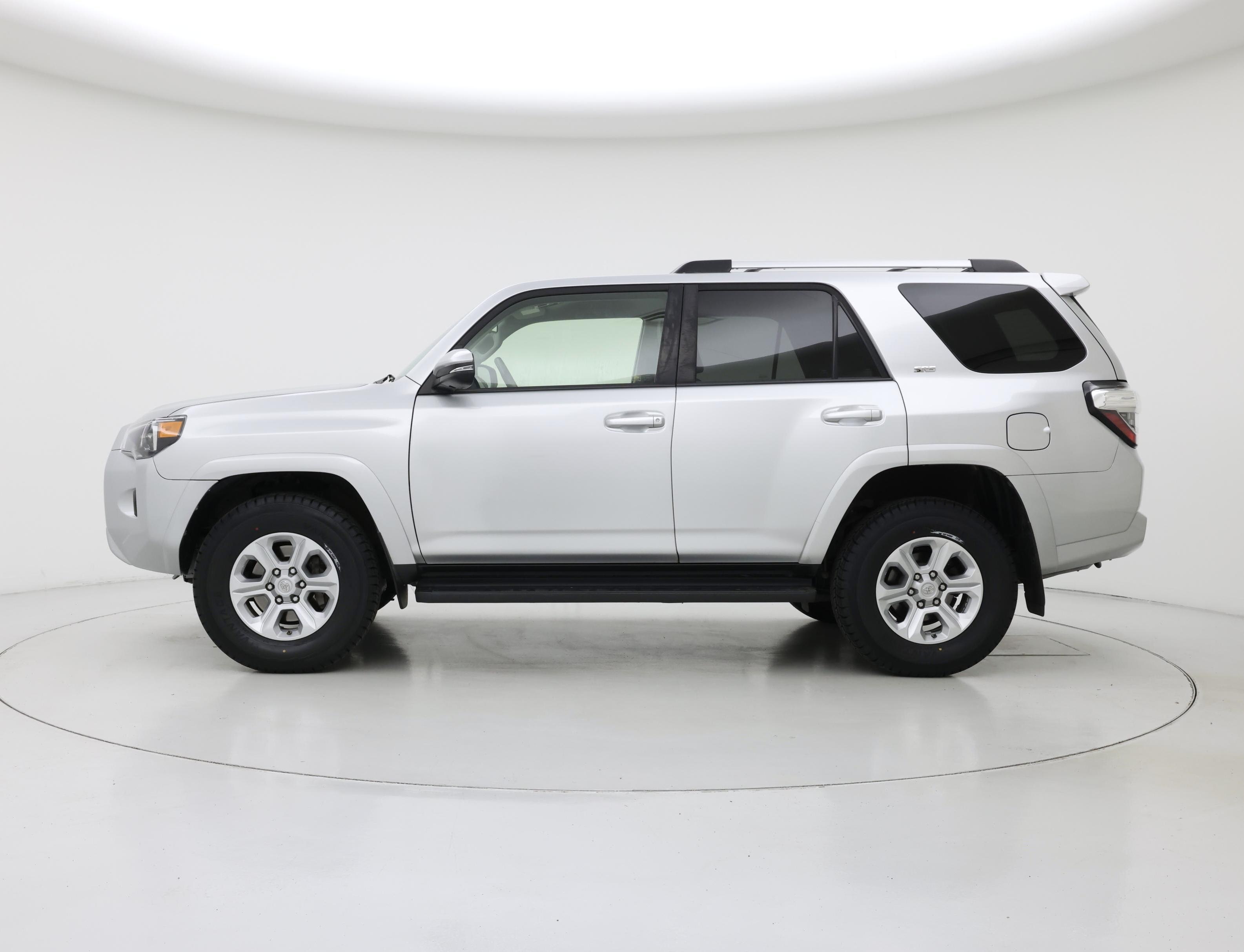 Thumbnail: 2020 Toyota 4Runner - 3