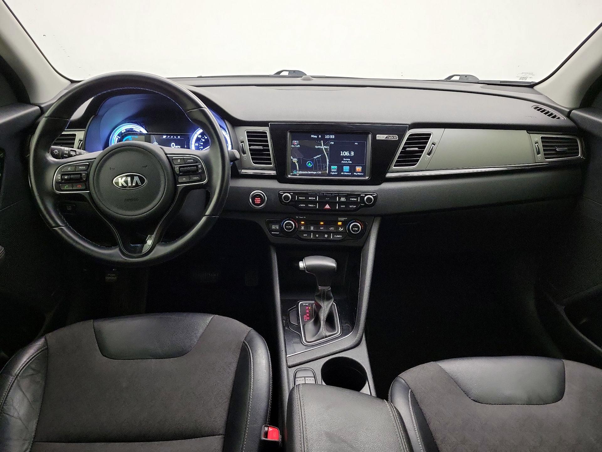 Thumbnail: 2017 Kia Niro - 9