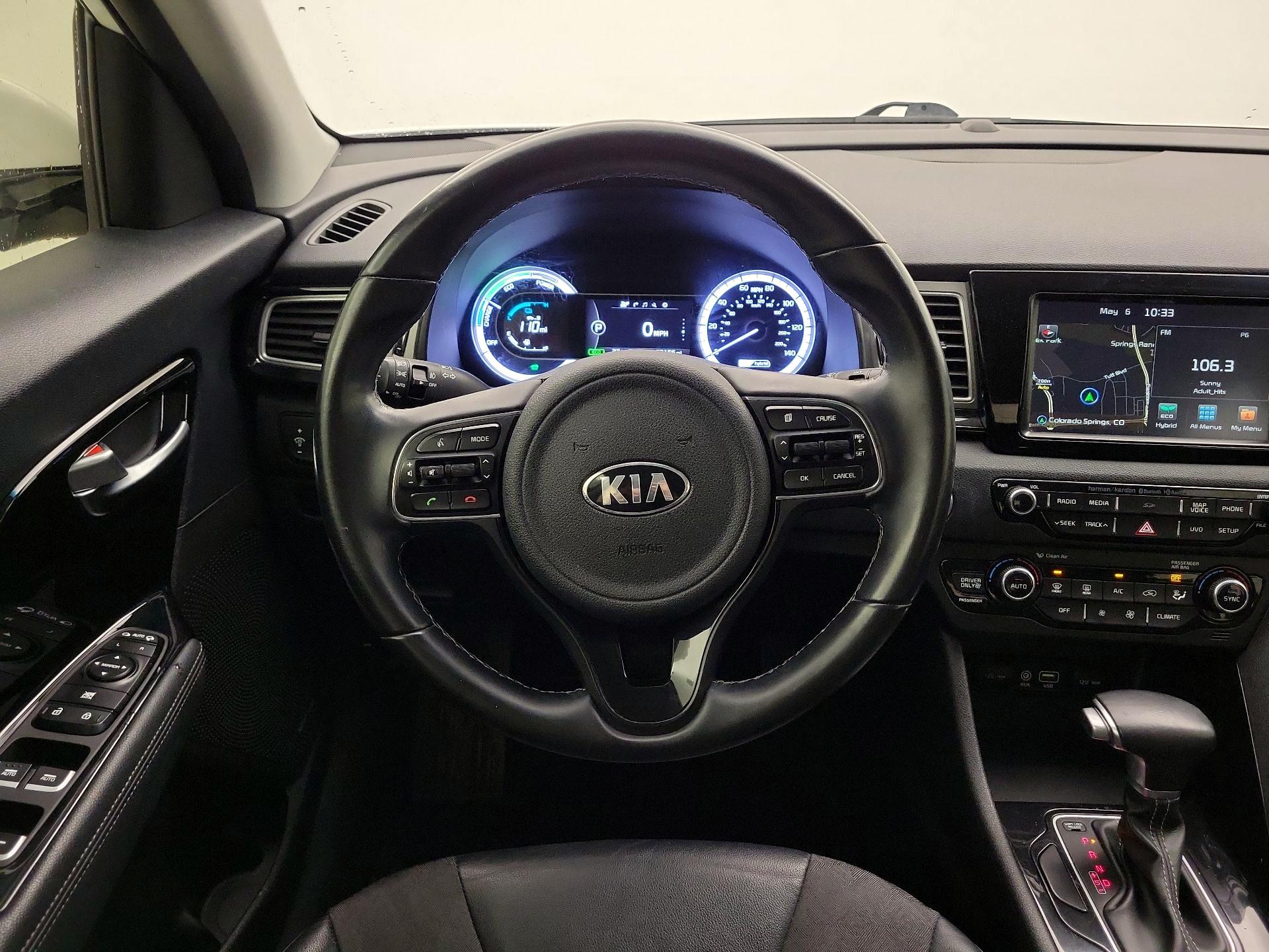 Thumbnail: 2017 Kia Niro - 10