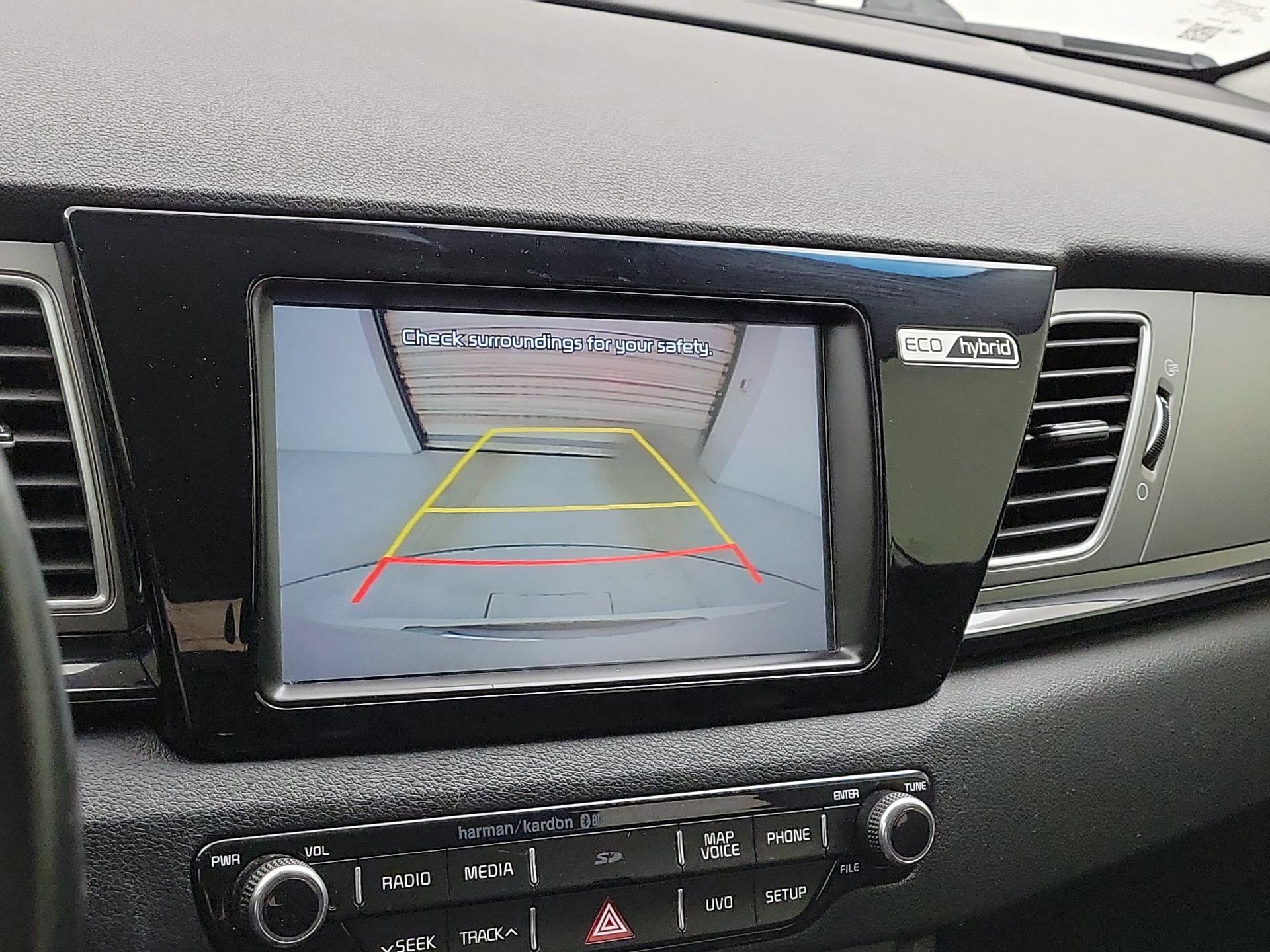 Thumbnail: 2017 Kia Niro - 15