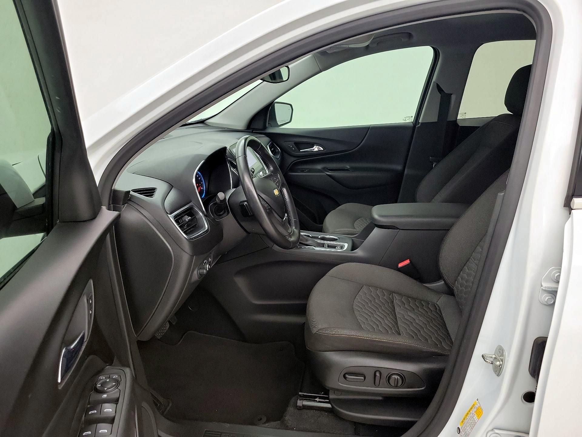 Thumbnail: 2020 Chevrolet Equinox - 11