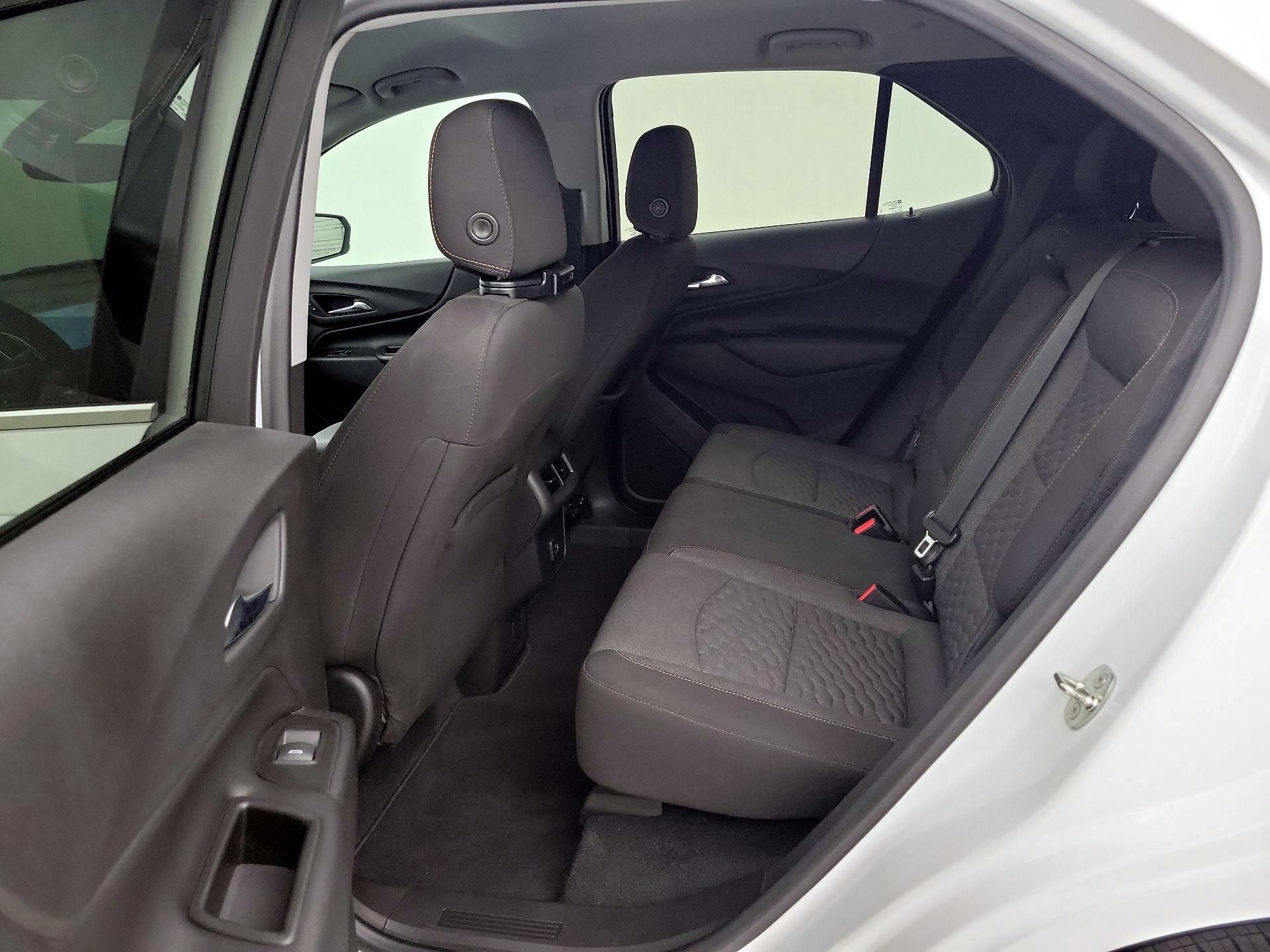 Thumbnail: 2020 Chevrolet Equinox - 20