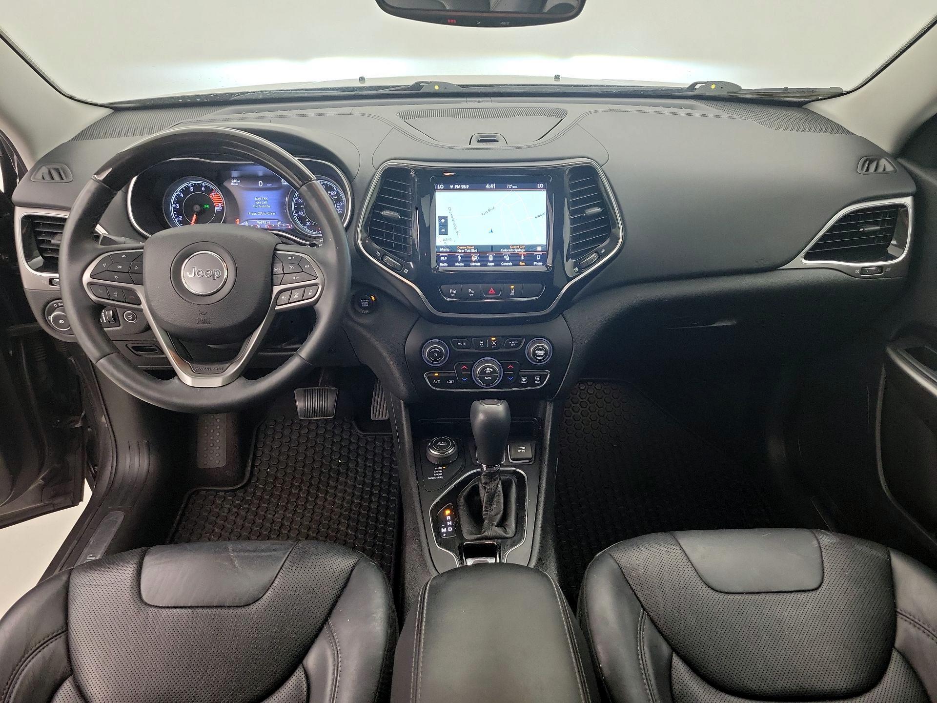 Thumbnail: 2019 Jeep Cherokee - 9