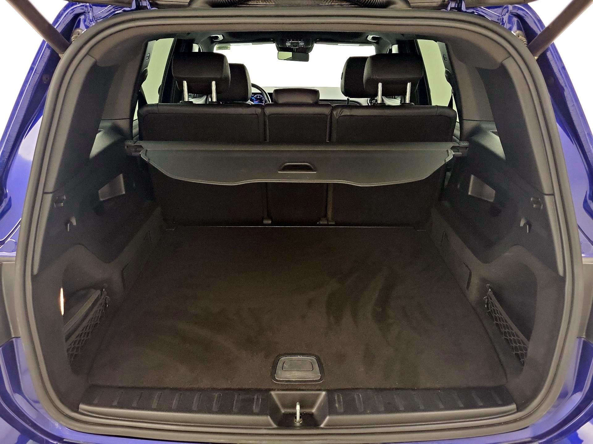 Thumbnail: 2020 Mercedes-Benz GLB - 20