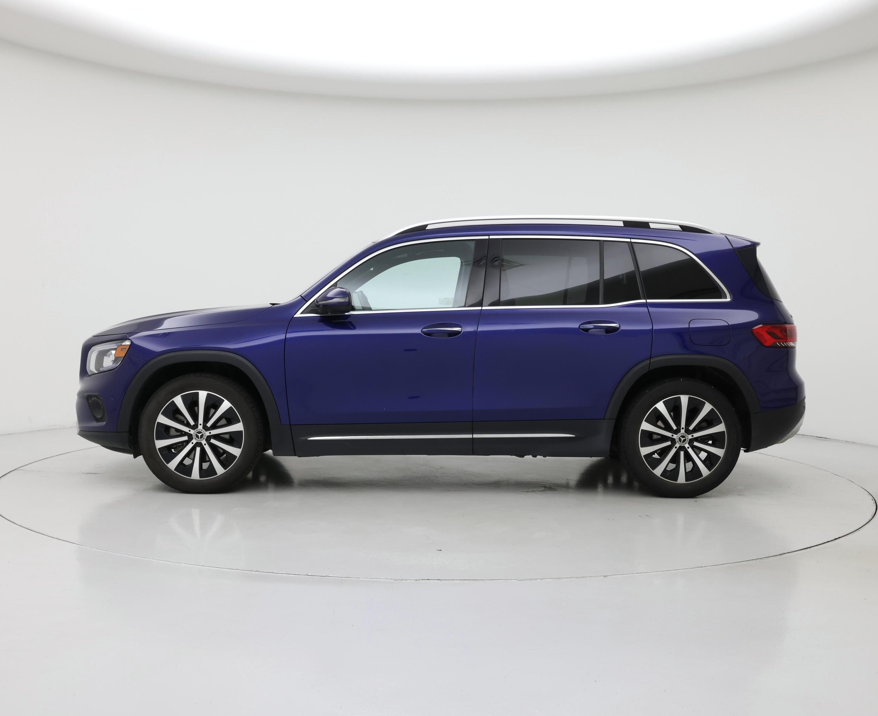 Thumbnail: 2020 Mercedes-Benz GLB - 3