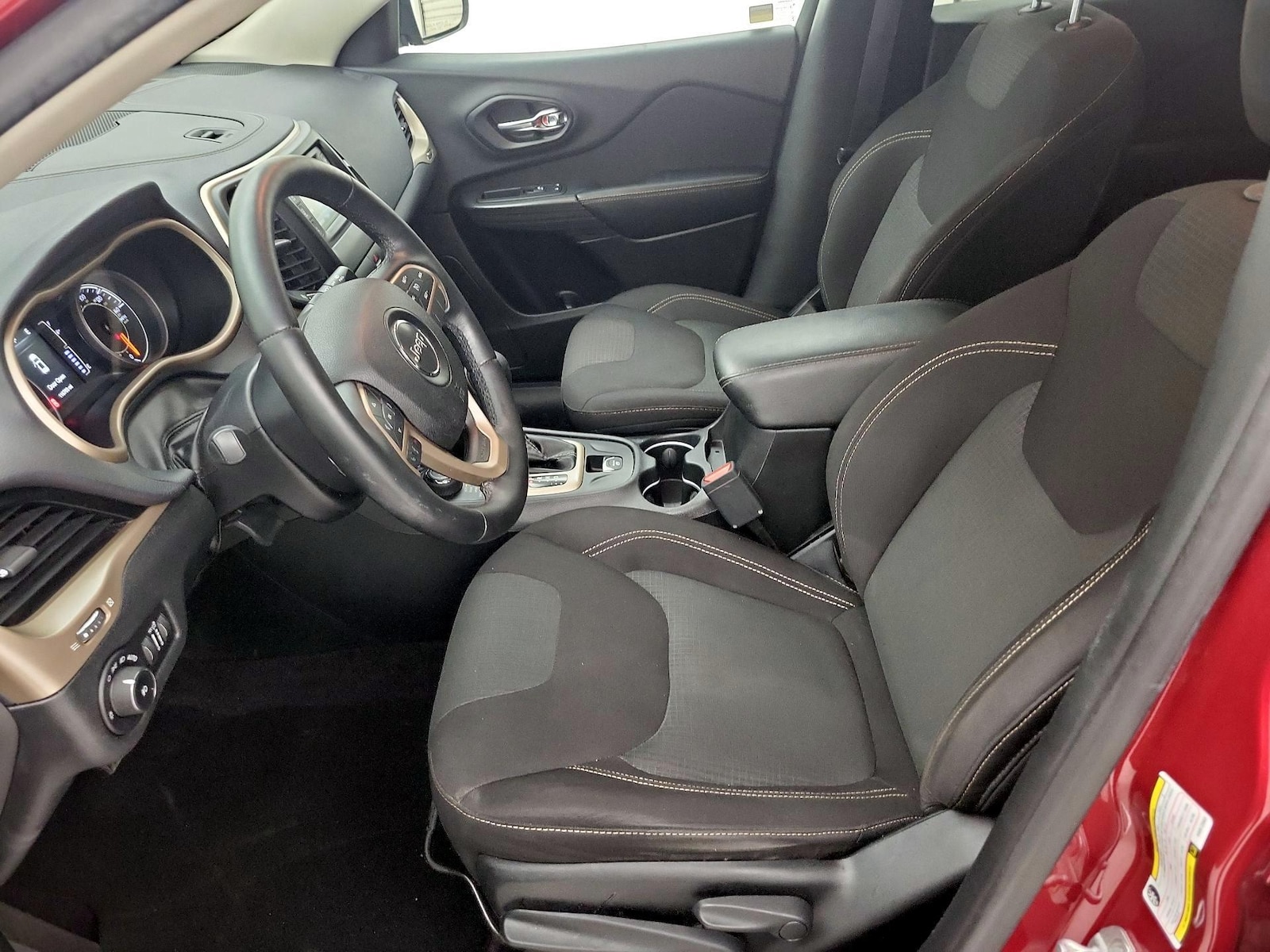 2017 Jeep Cherokee Latitude - Photo 12