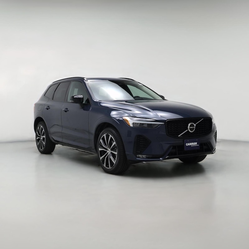 2024 Volvo XC60 B5 Plus Dark Theme