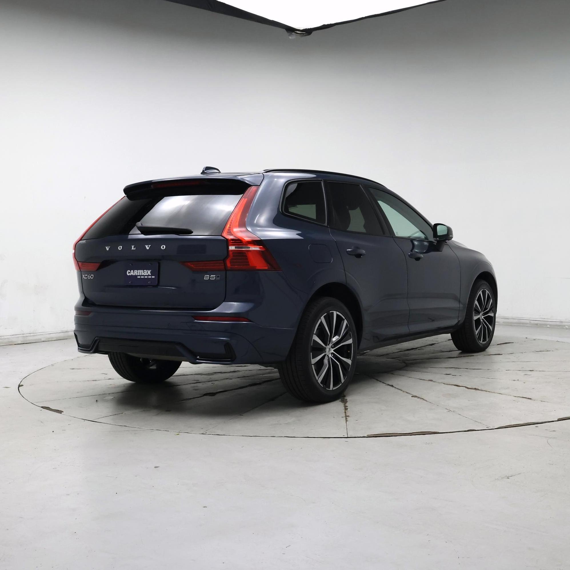 Thumbnail: 2024 Volvo XC60 - 8