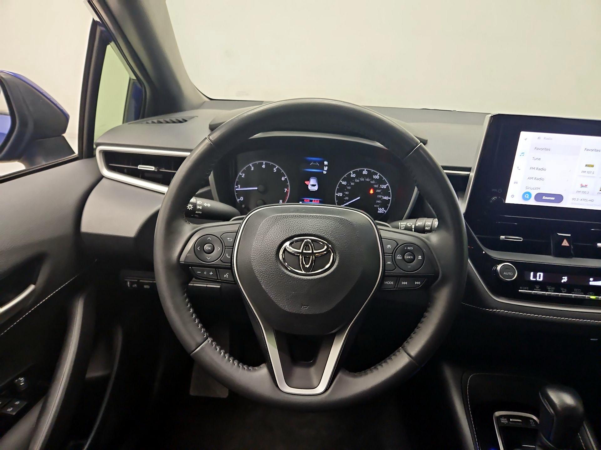 Thumbnail: 2023 Toyota Corolla - 10
