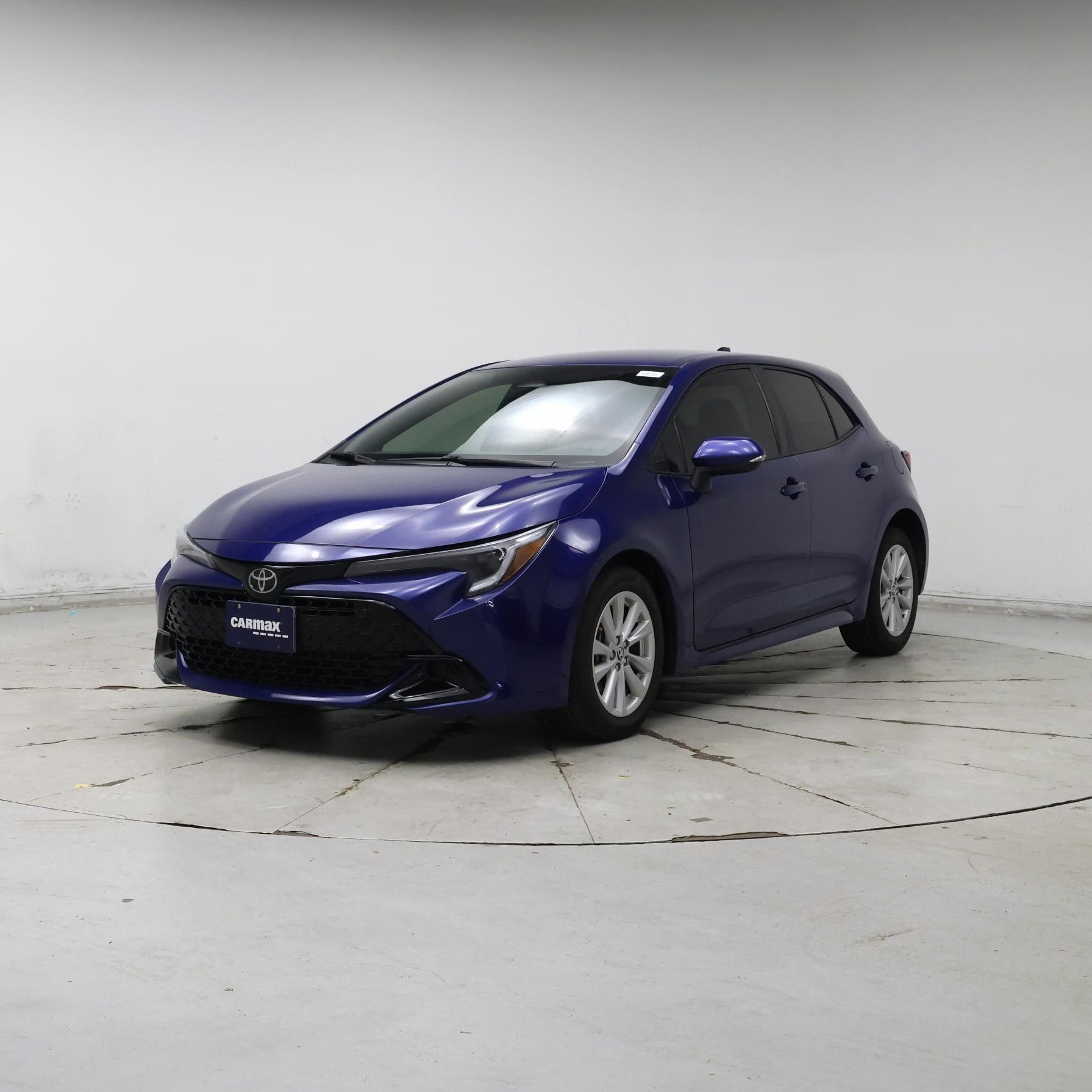 Thumbnail: 2023 Toyota Corolla - 4