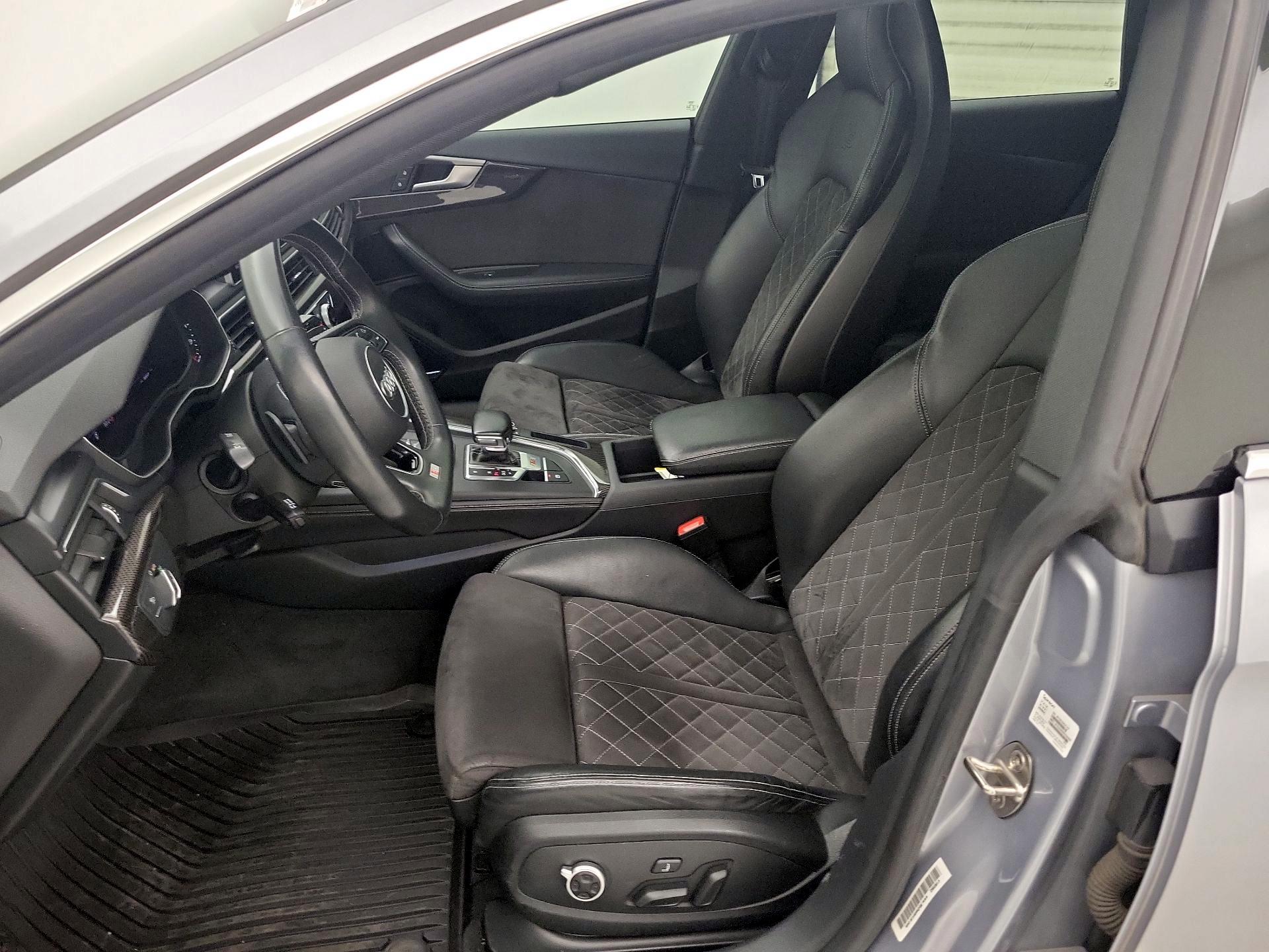 Thumbnail: 2019 Audi S5 - 11