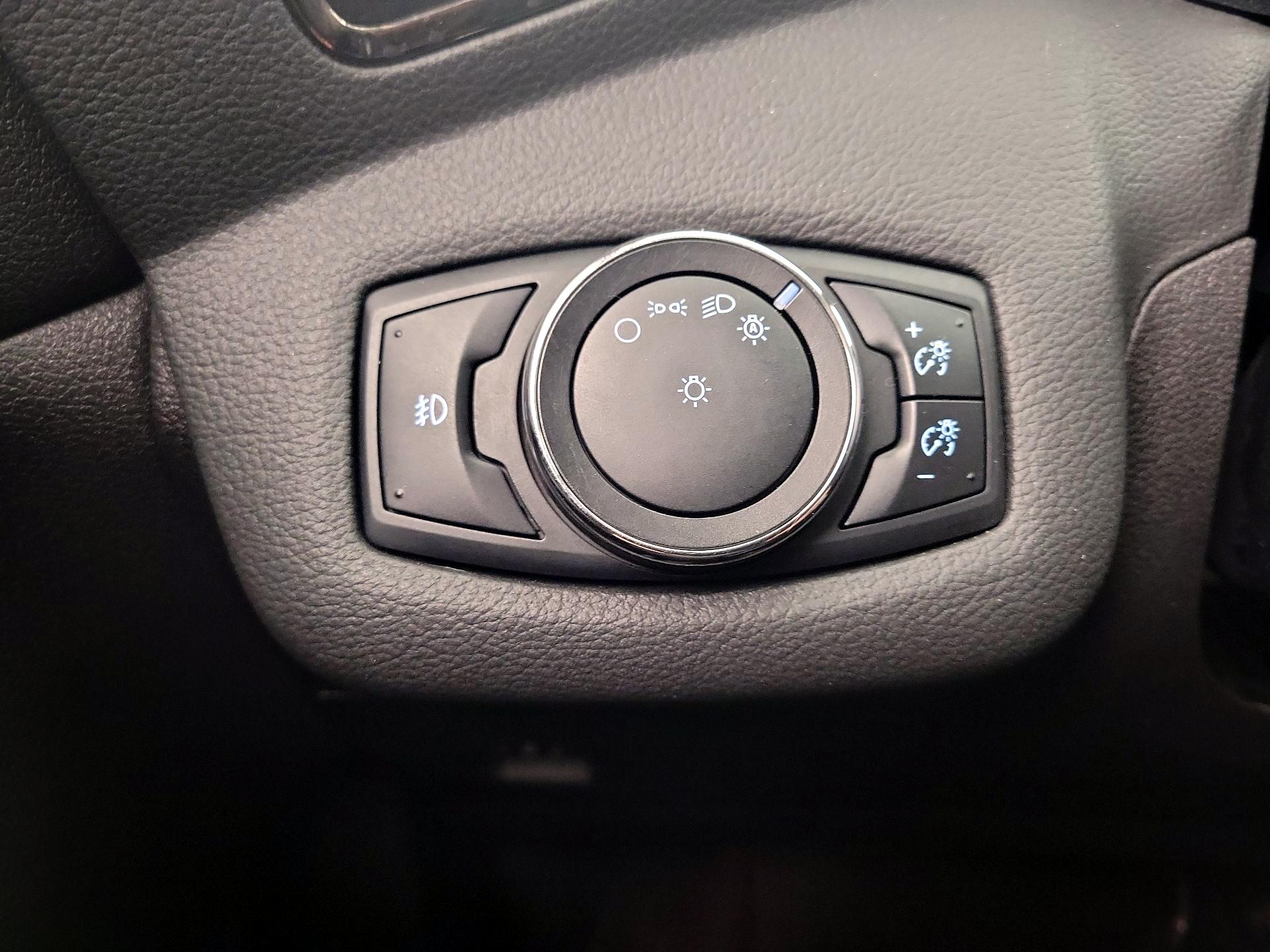 Thumbnail: 2014 Ford Escape - 13