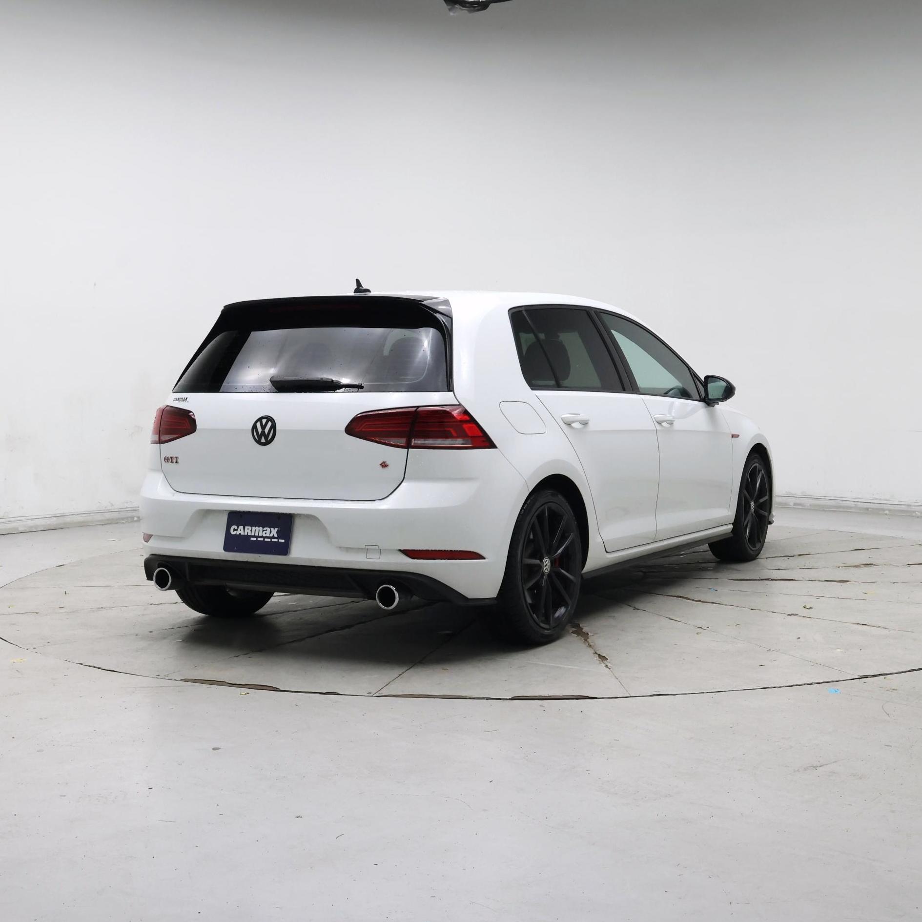 Thumbnail: 2019 Volkswagen Golf - 8