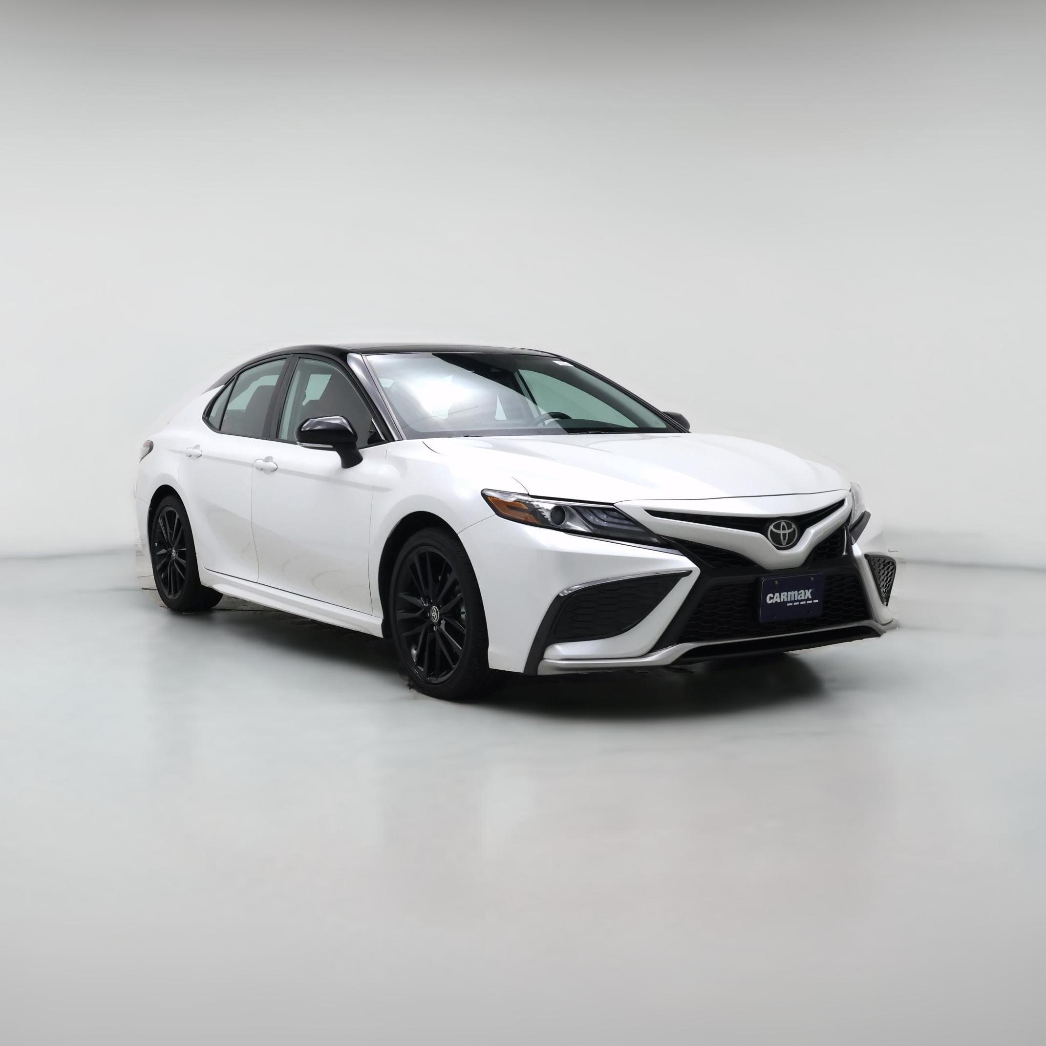 Thumbnail: 2022 Toyota Camry - 1