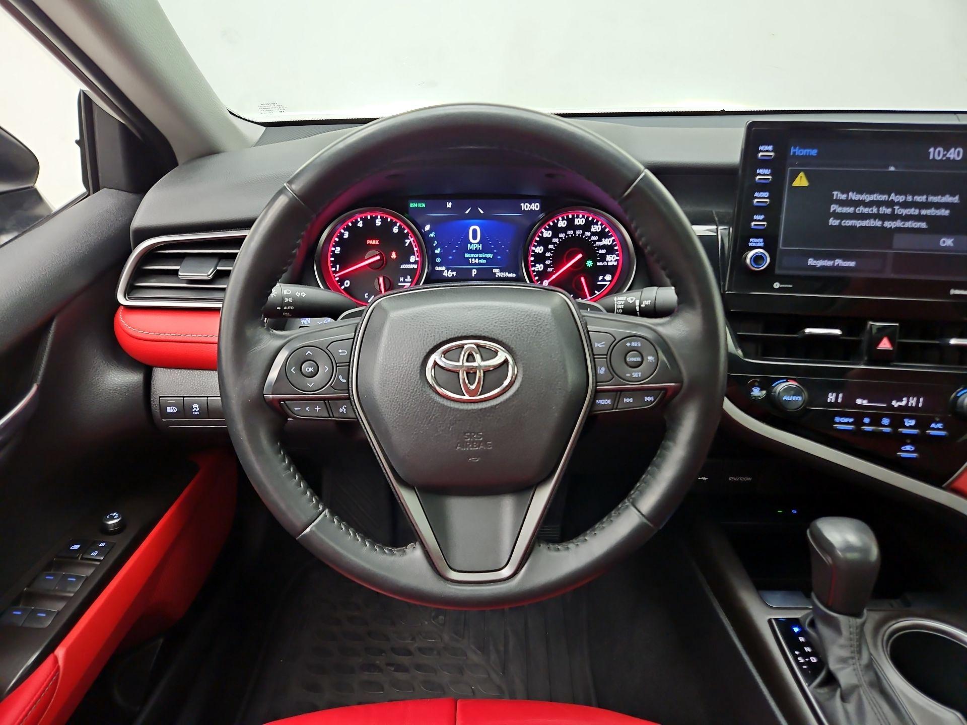 Thumbnail: 2022 Toyota Camry - 10
