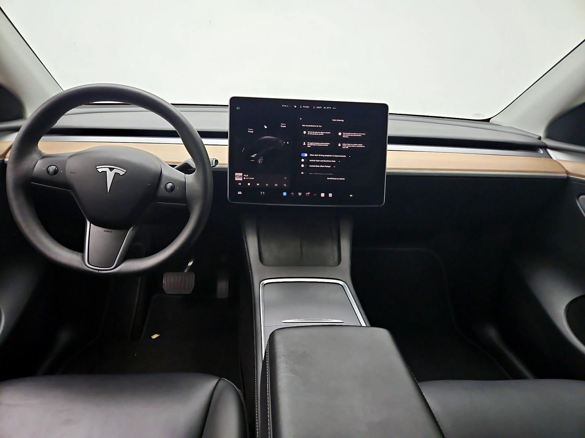 Thumbnail: 2024 Tesla Model Y - 9