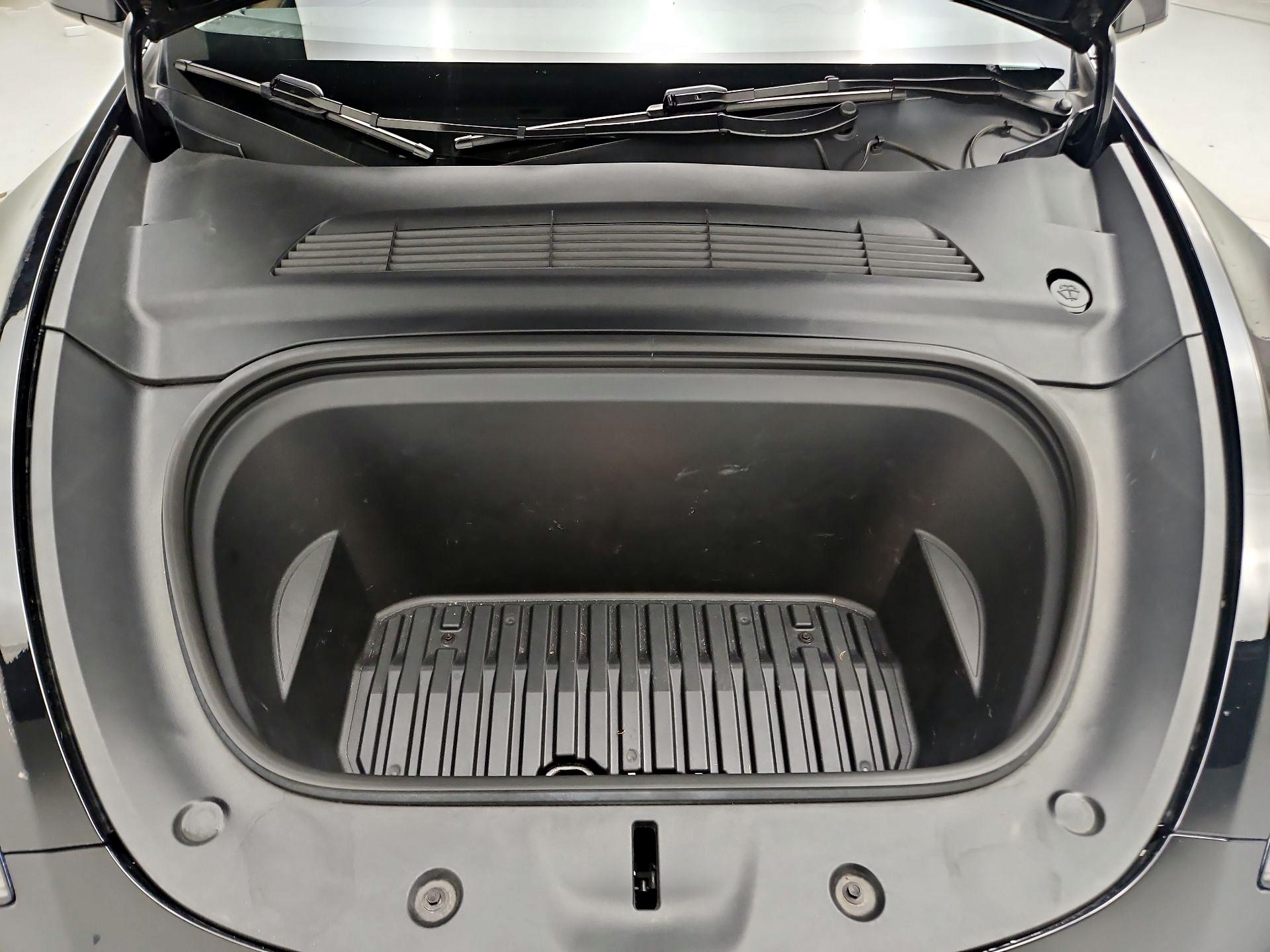 Thumbnail: 2024 Tesla Model Y - 20