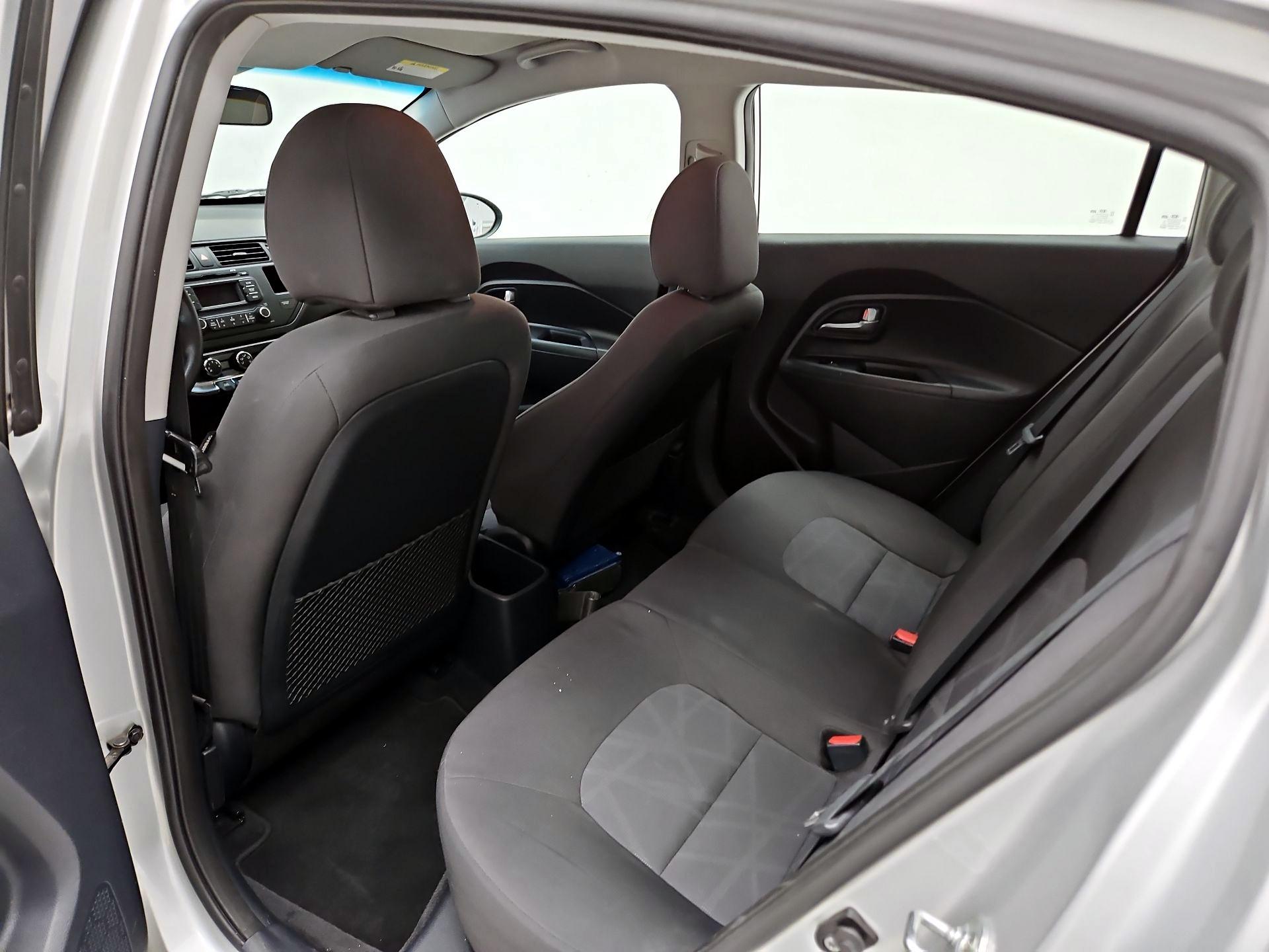 Thumbnail: 2015 Kia Rio - 18