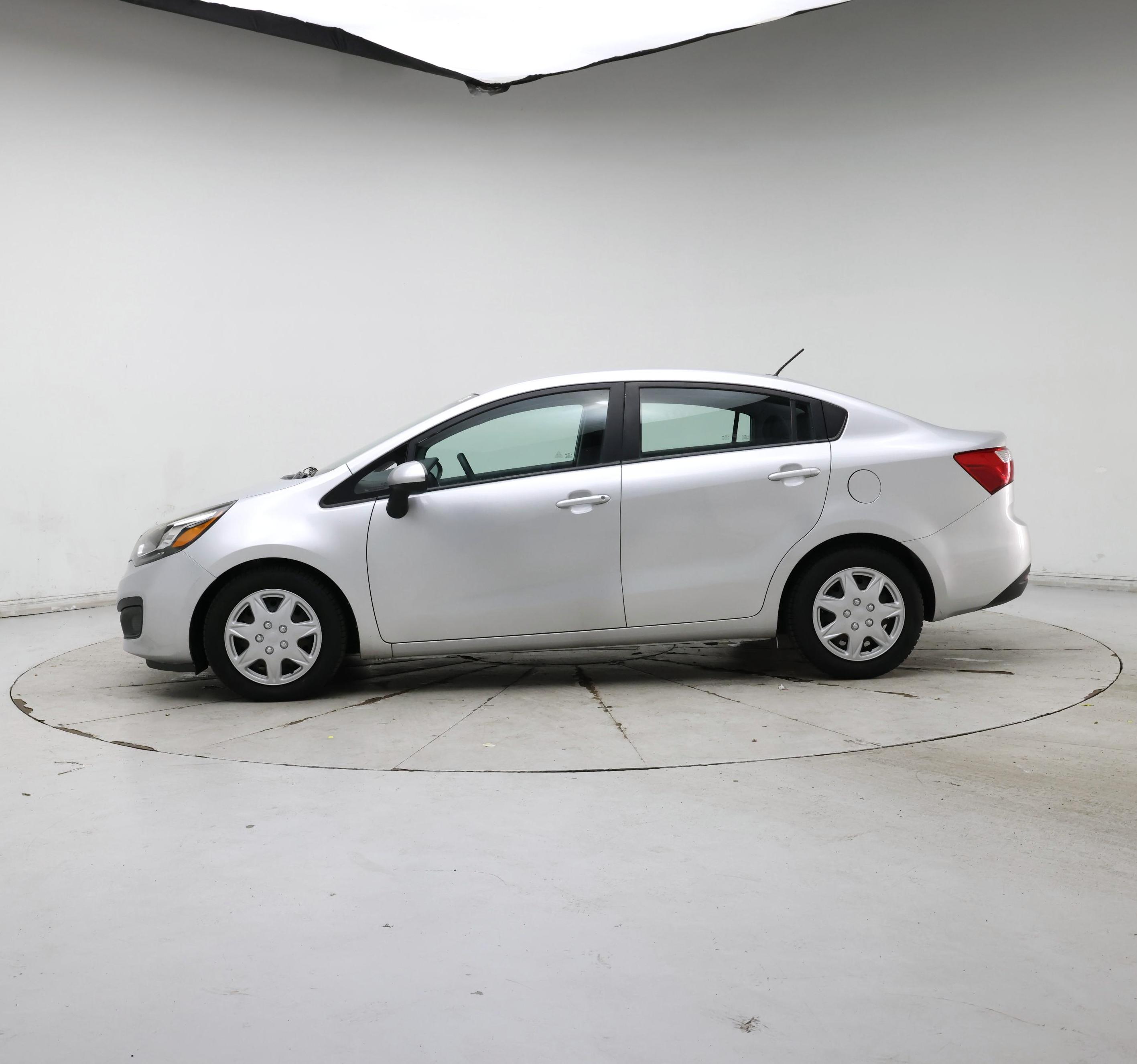Thumbnail: 2015 Kia Rio - 3