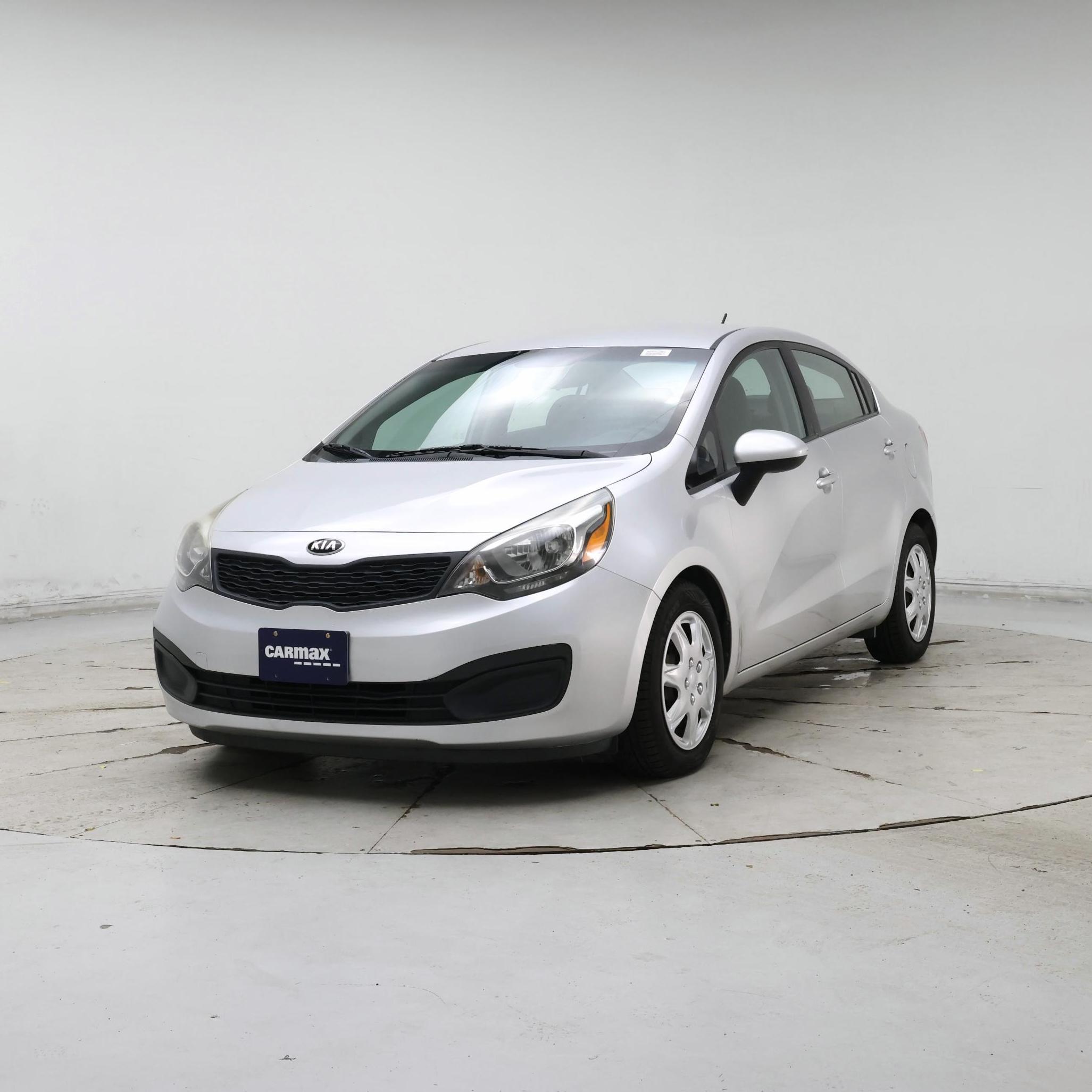 Thumbnail: 2015 Kia Rio - 4