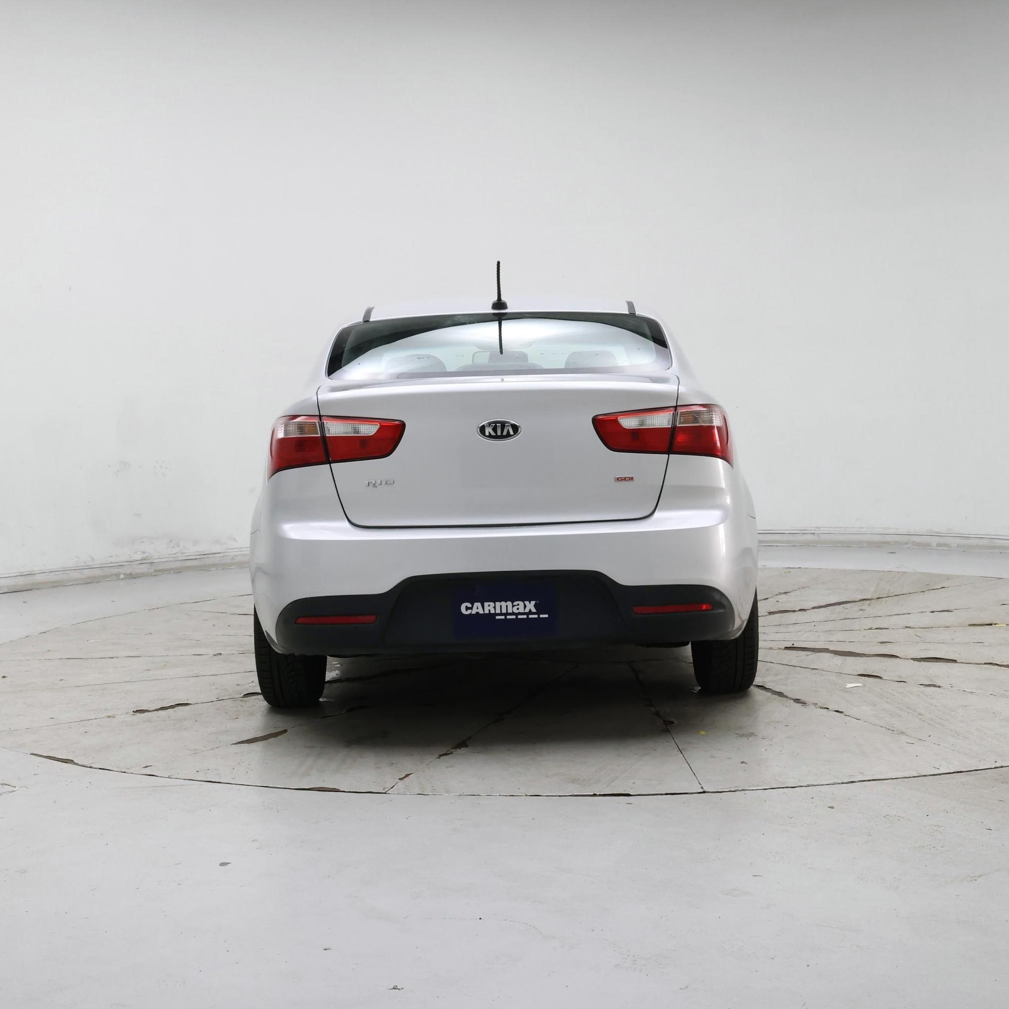 Thumbnail: 2015 Kia Rio - 6