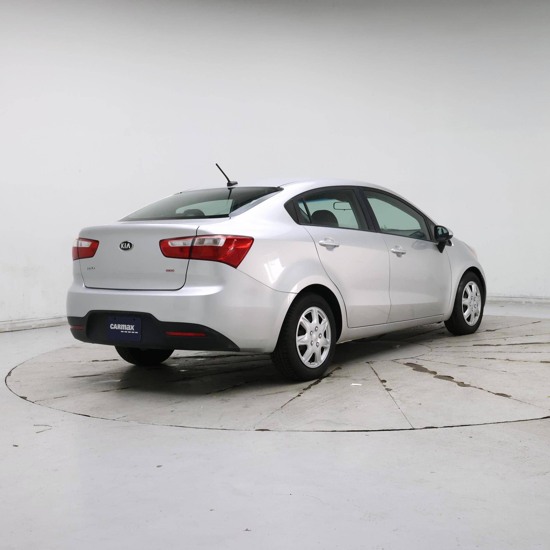 Thumbnail: 2015 Kia Rio - 8