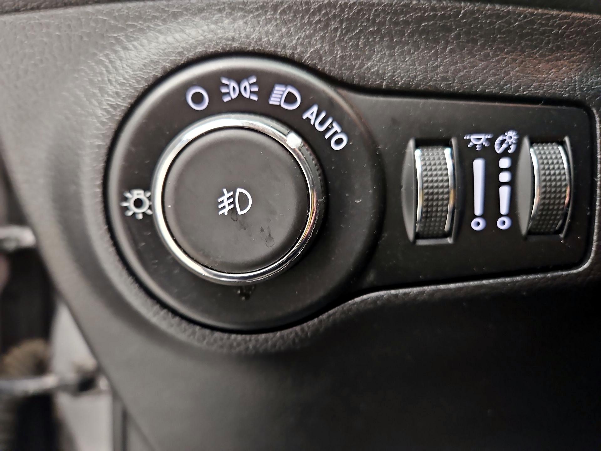Thumbnail: 2019 Jeep Compass - 13