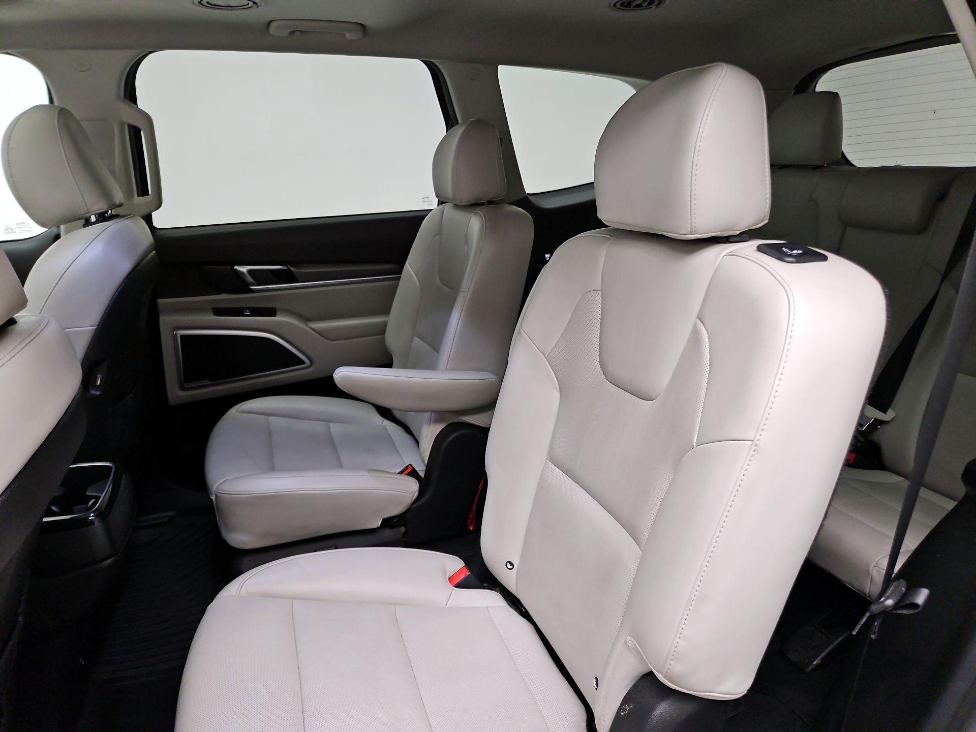 Thumbnail: 2020 Kia Telluride - 20