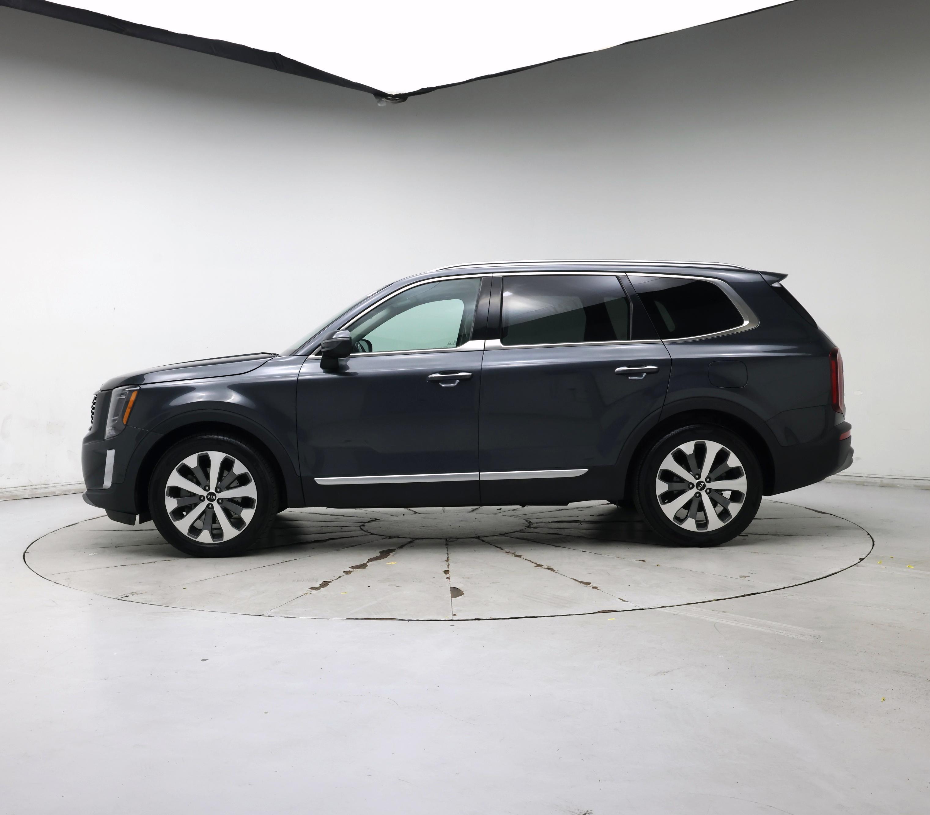 Thumbnail: 2020 Kia Telluride - 3